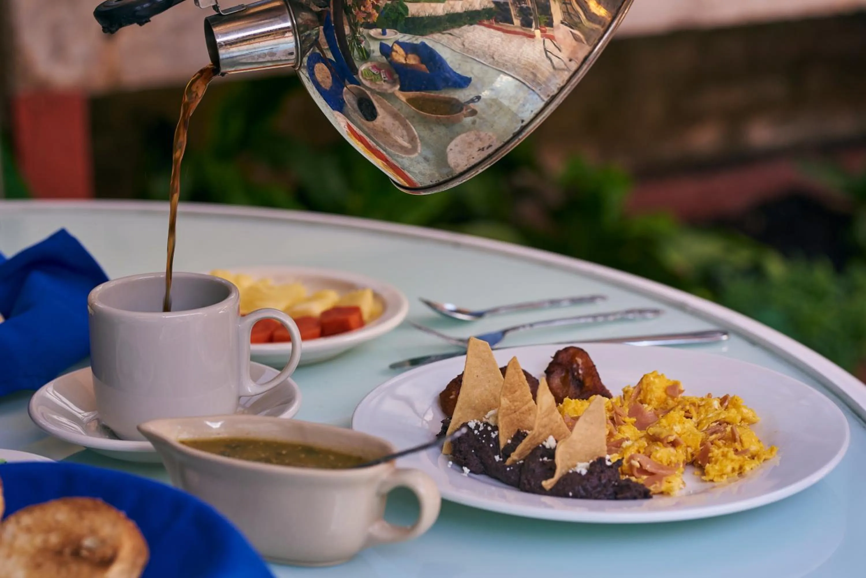 Breakfast in Hotel Palacio de Moctezuma