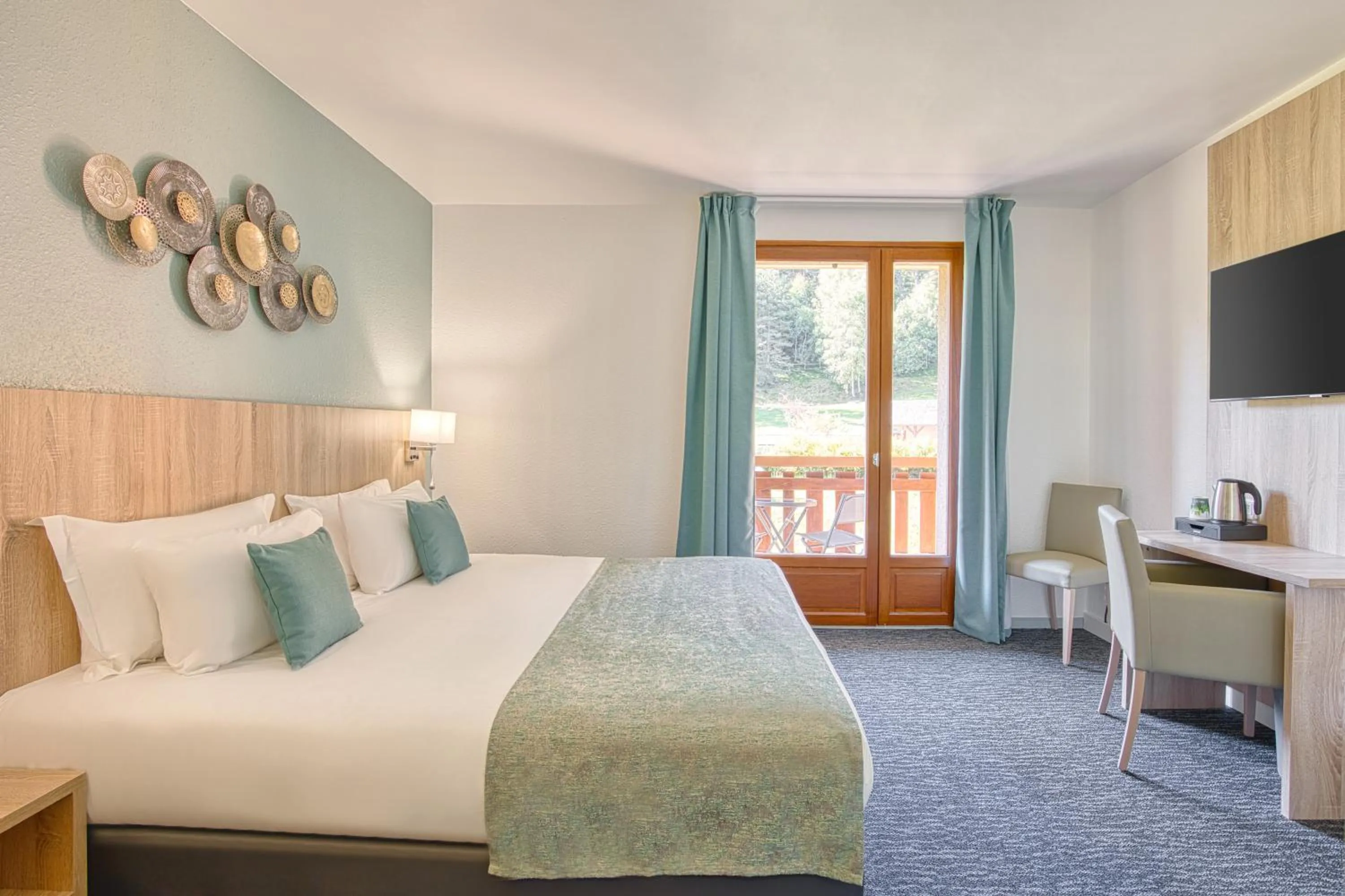 Bed in Les Hameaux De Lozere Sure Hotel Collection by Best Western