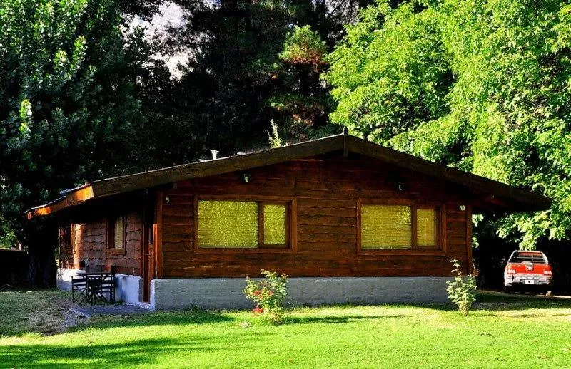 Bungalow (4 Adults) in Cabañas y Hosteria Aldea Los Huemules