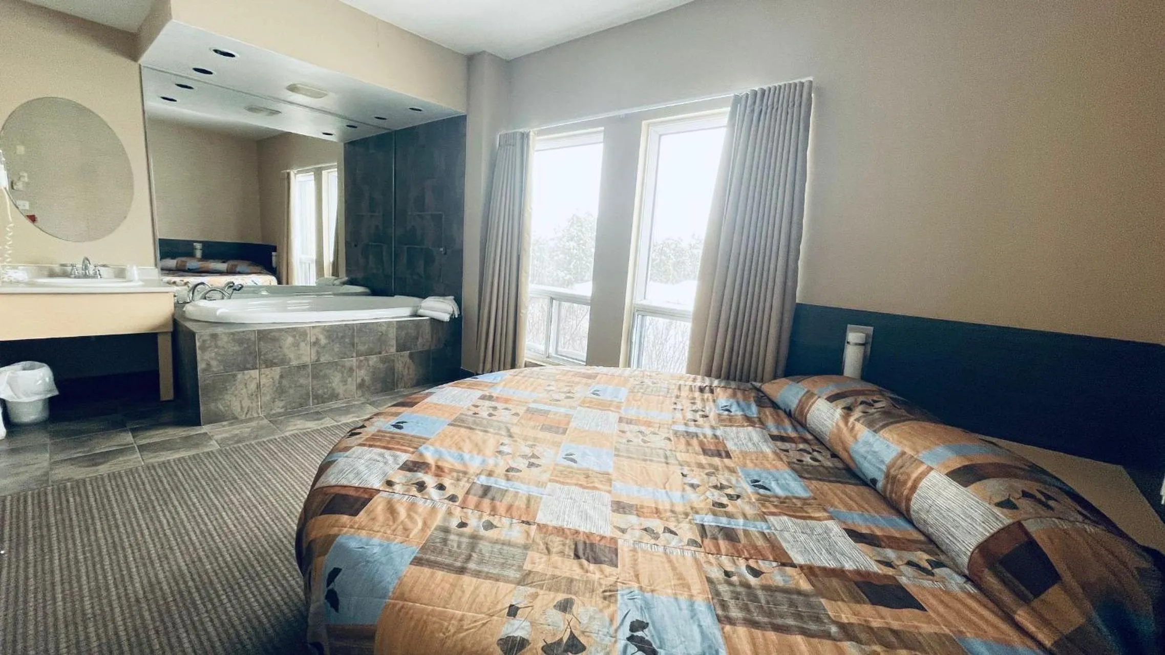 Bedroom, Bed in Motel Falcon