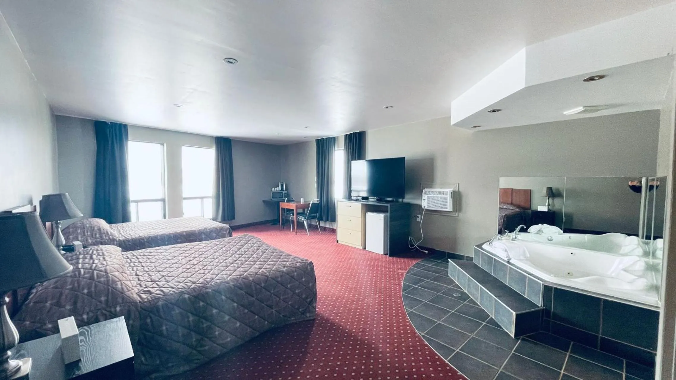 Bedroom, Bed in Motel Falcon