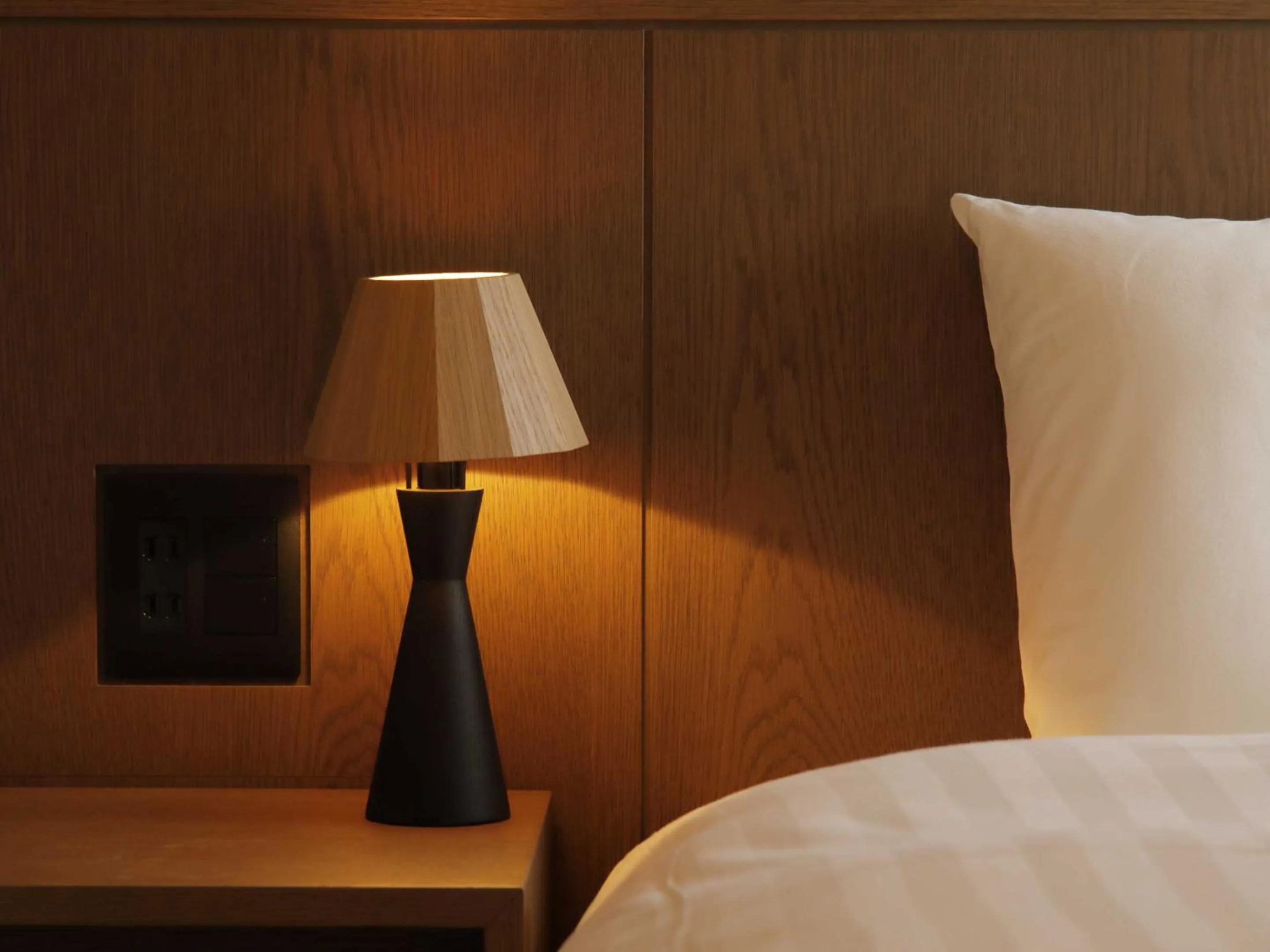 Bed in Smart Place Inn Kyoto Nijojo-mae Station