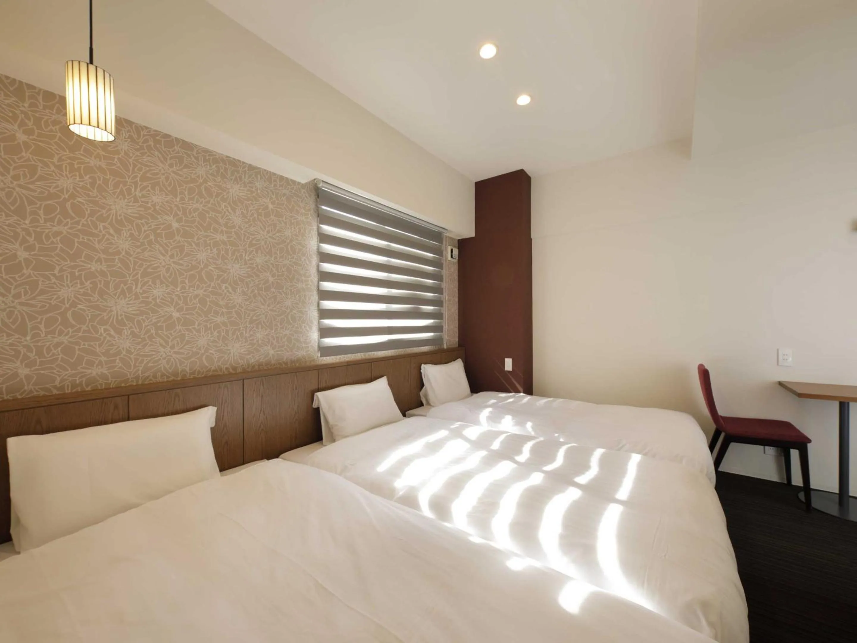 Photo of the whole room, Bed in Smart Place Inn Kyoto Nijojo-mae Station