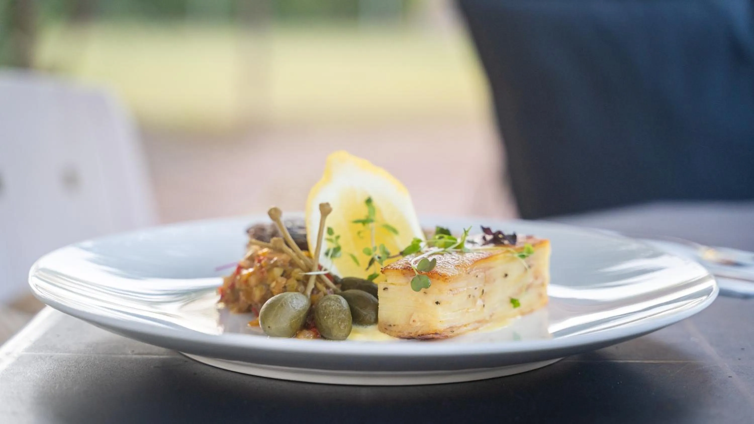 Restaurant/places to eat in Contour Hotel Katherine