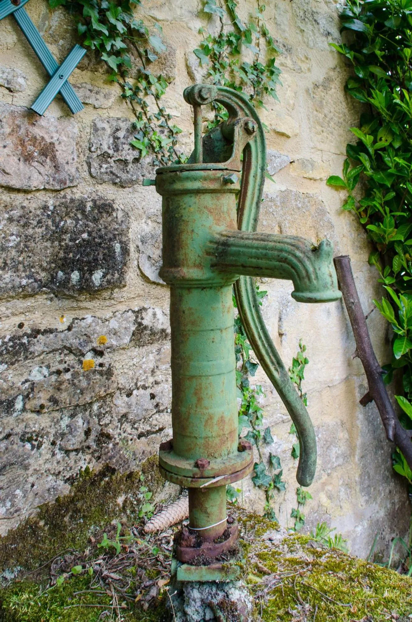 Patio in Le Petit Manoir de Vitrac