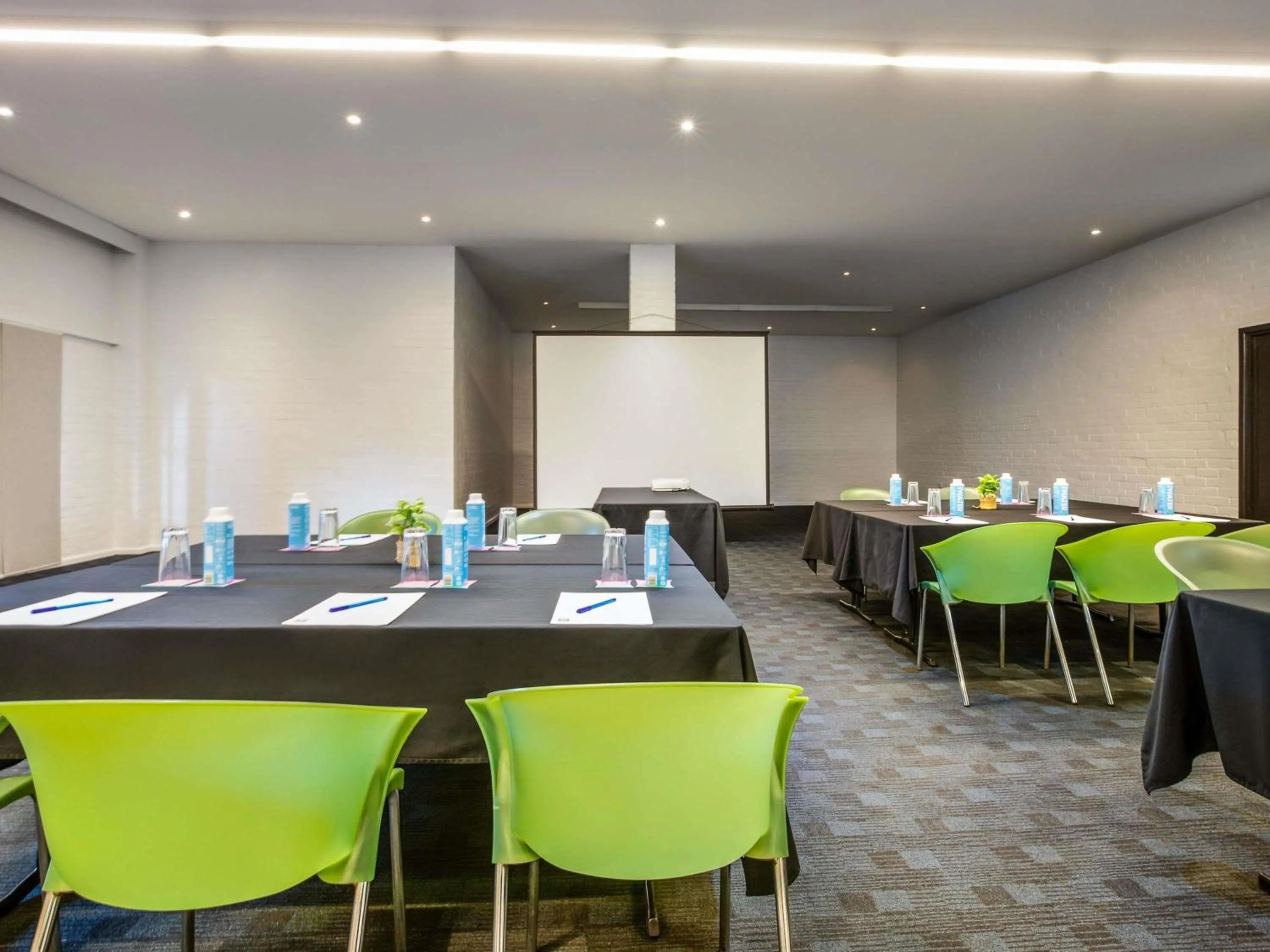 Meeting/conference room in Ibis Styles Karratha