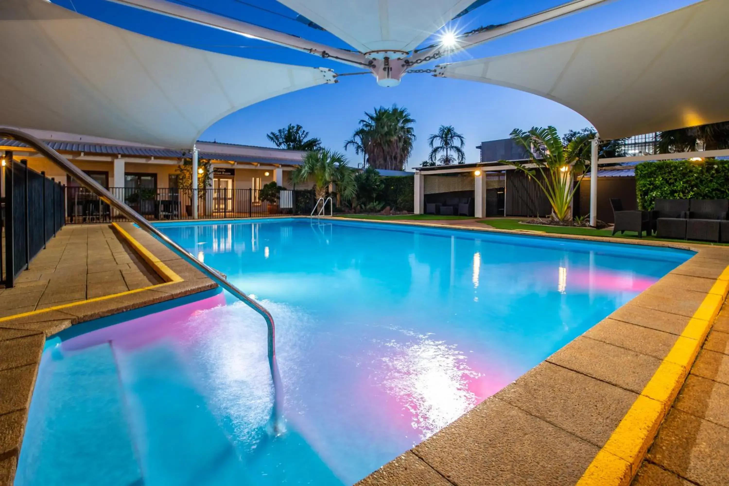 Swimming pool in Ibis Styles Karratha Swimming pool in Ibis Styles Karratha