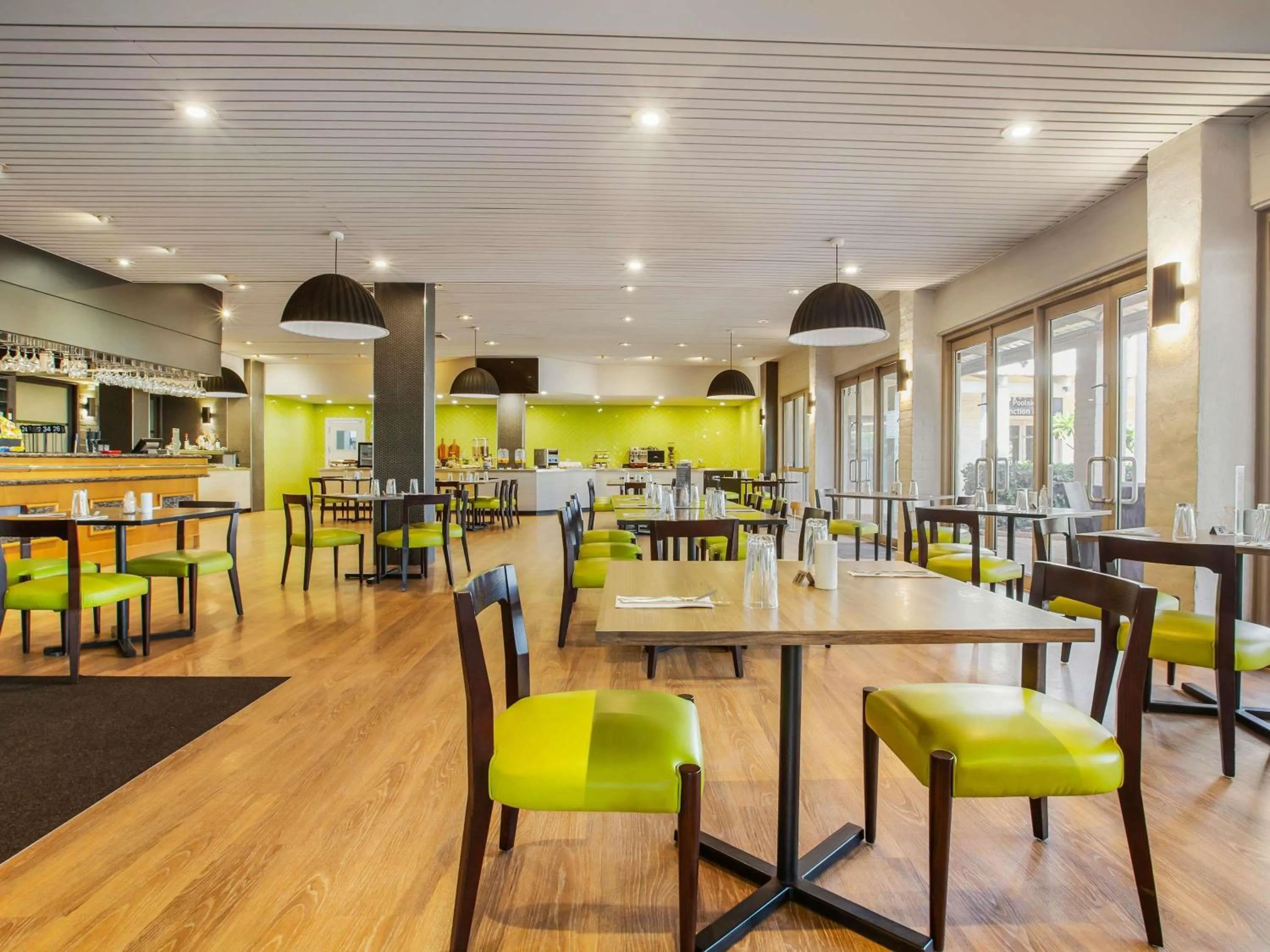 Restaurant/places to eat in Ibis Styles Karratha