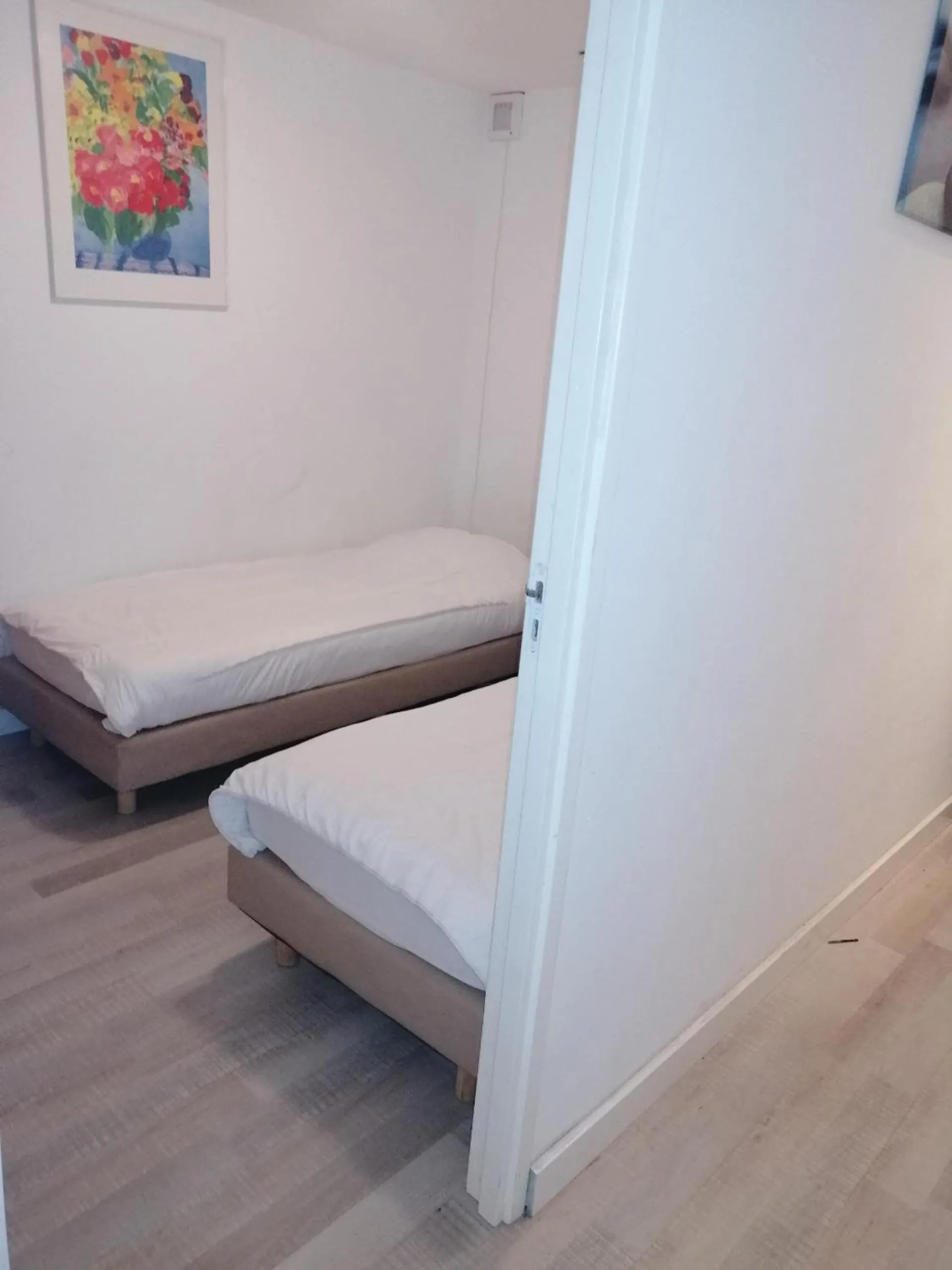Bedroom, Bed in Canal Garden Apartment StayWell Amsterdam