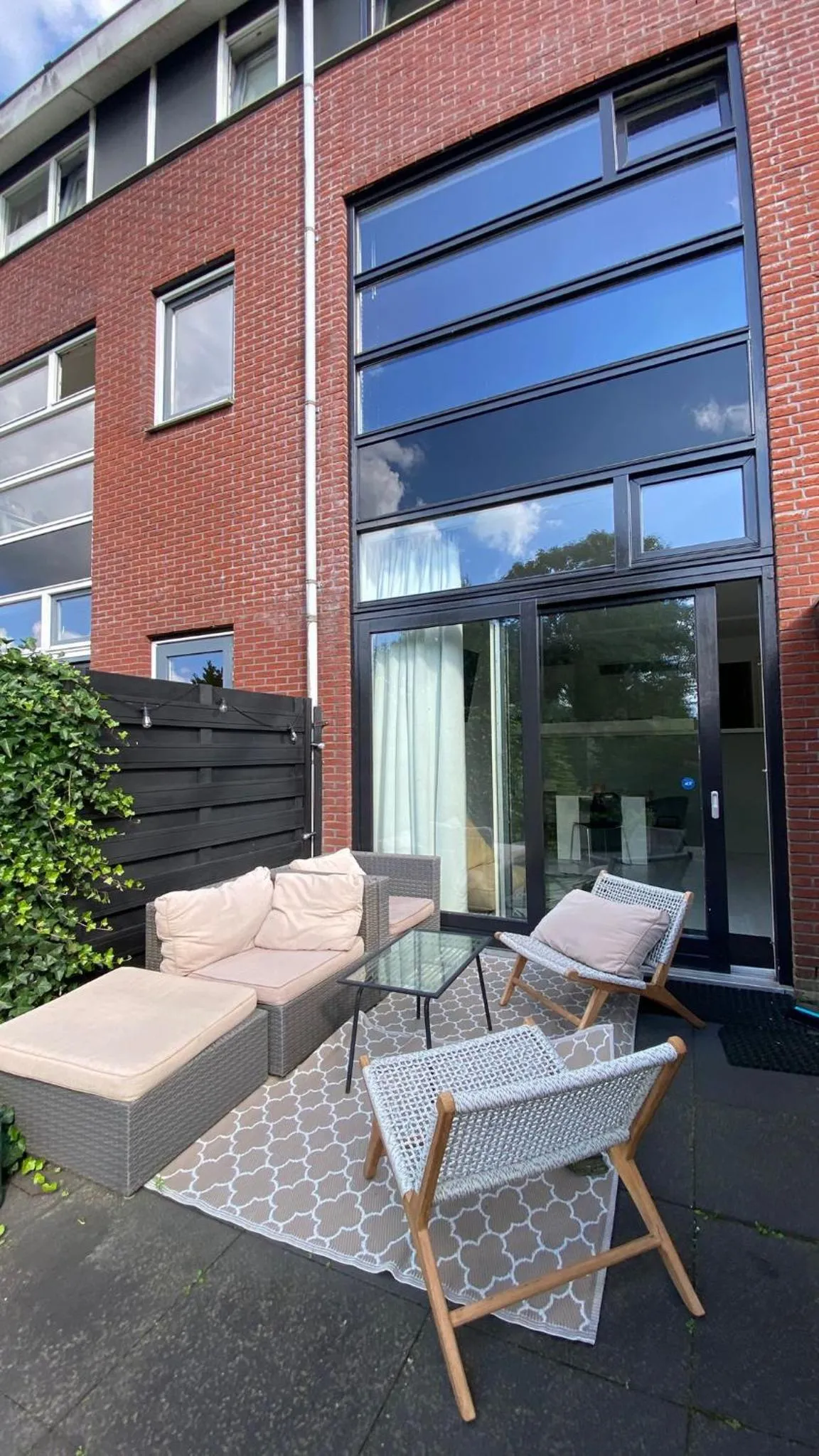 Canal Garden Apartment StayWell Amsterdam