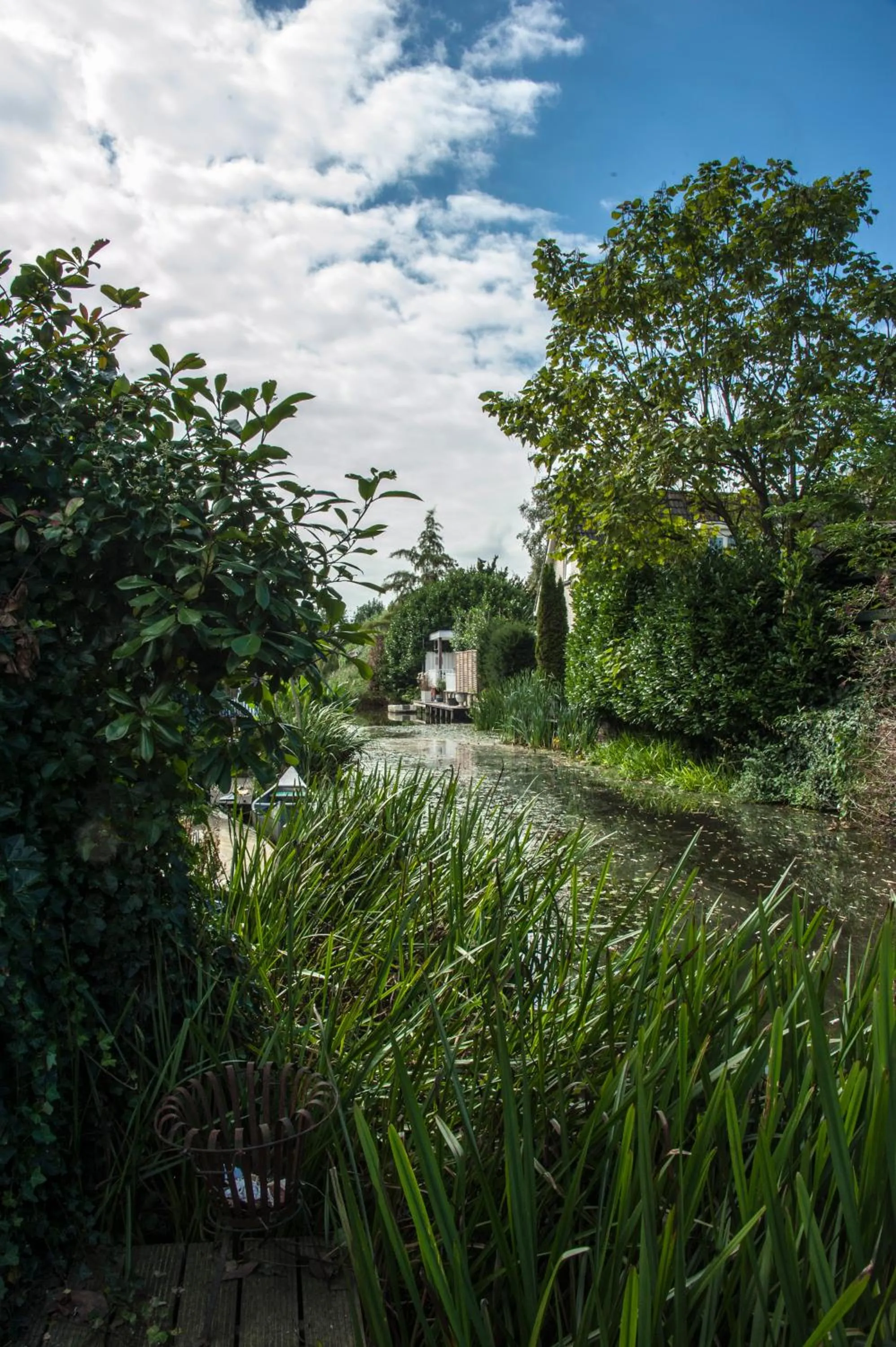 Day in Canal Garden Apartment StayWell Amsterdam