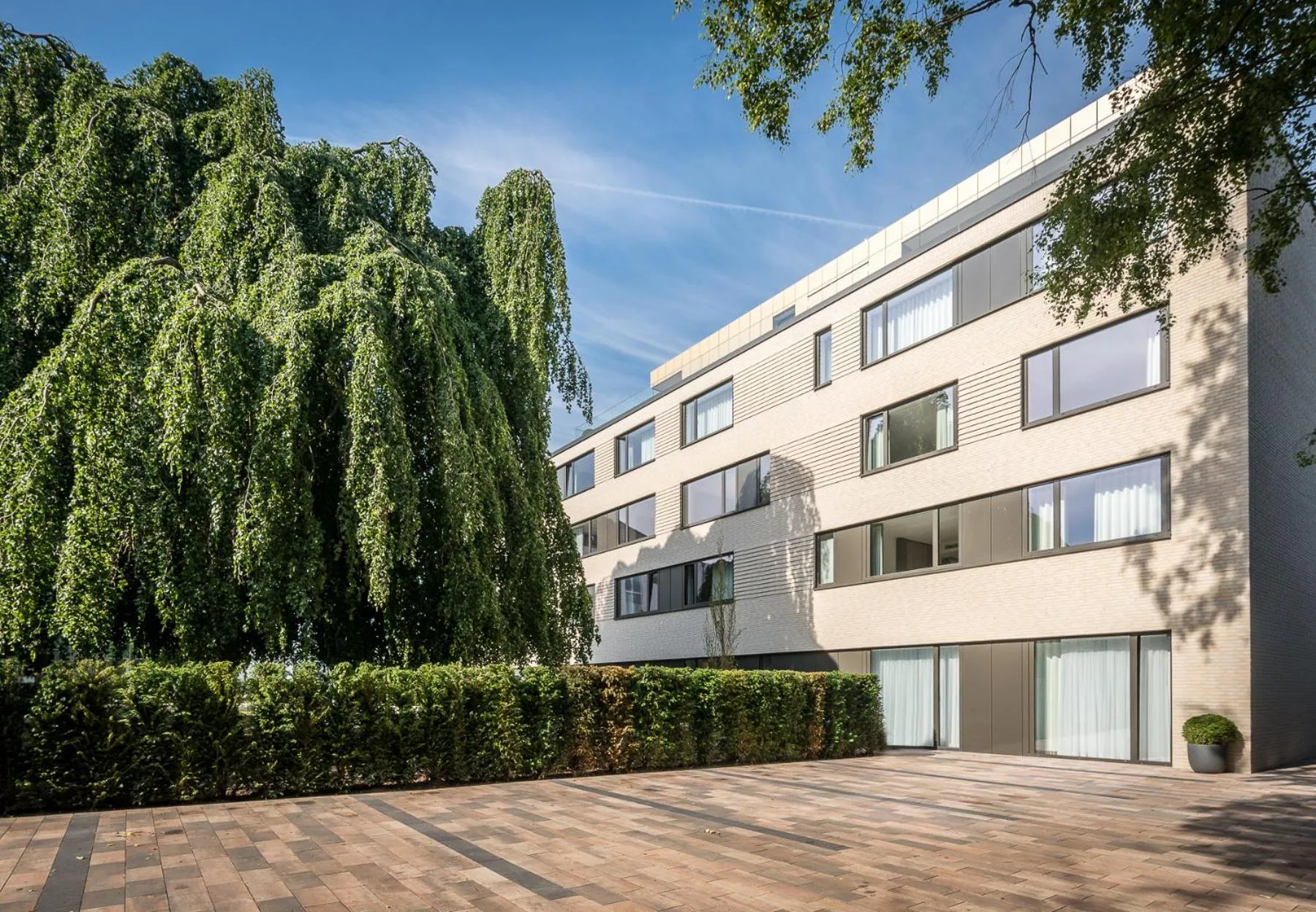 Property building in Motel B