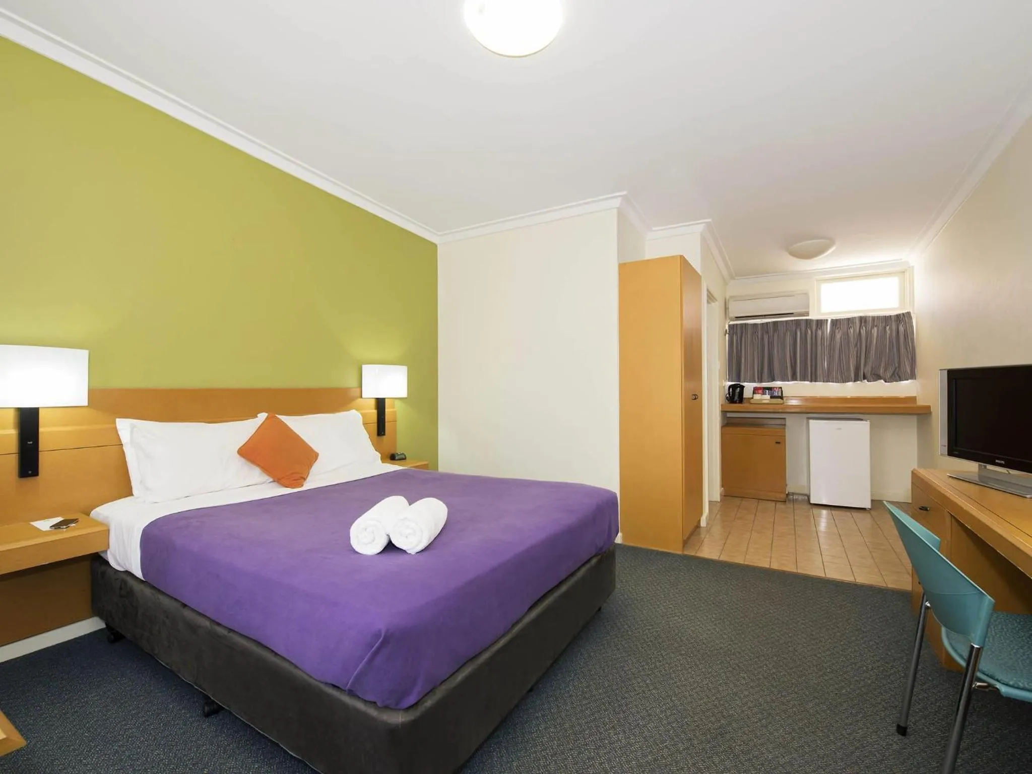 Bedroom, Bed in ibis Styles Geraldton