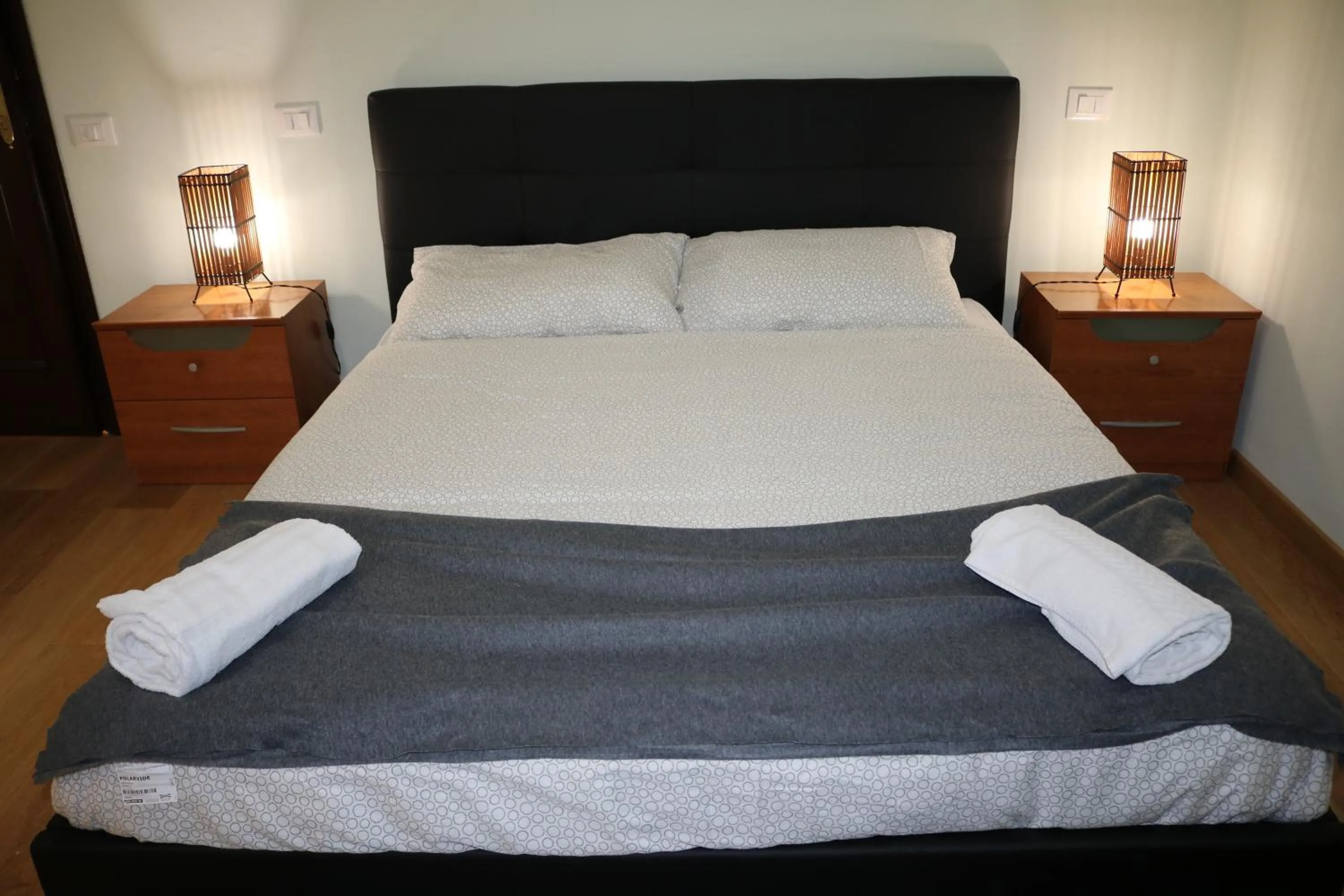 Bedroom, Bed in R.T. HOUSE'S