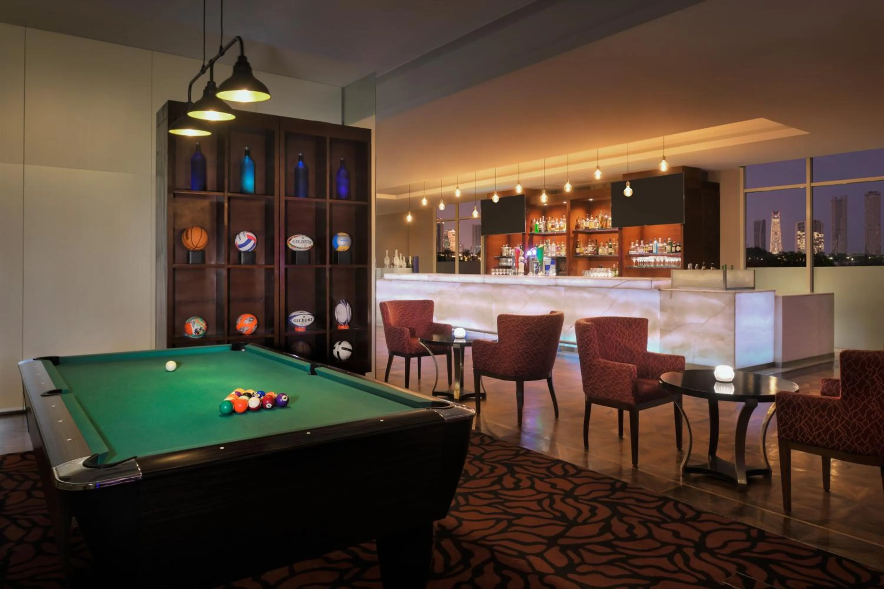 Restaurant/places to eat in Grand Hyatt Doha Hotel & Villas