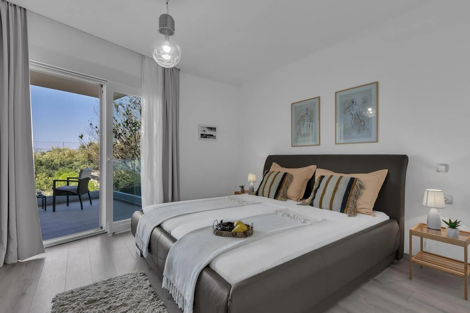 Bed in Luxury villa Mae in Makarska, pool and gym