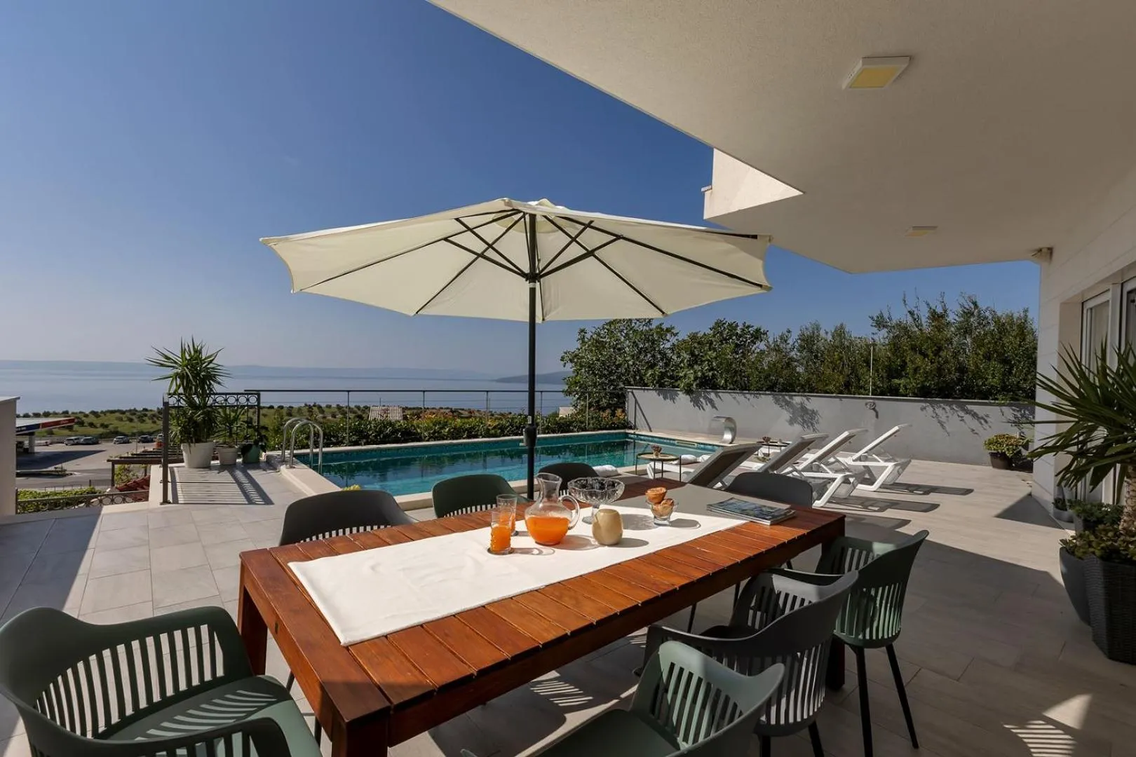 Sea view in Luxury villa Mae in Makarska, pool and gym