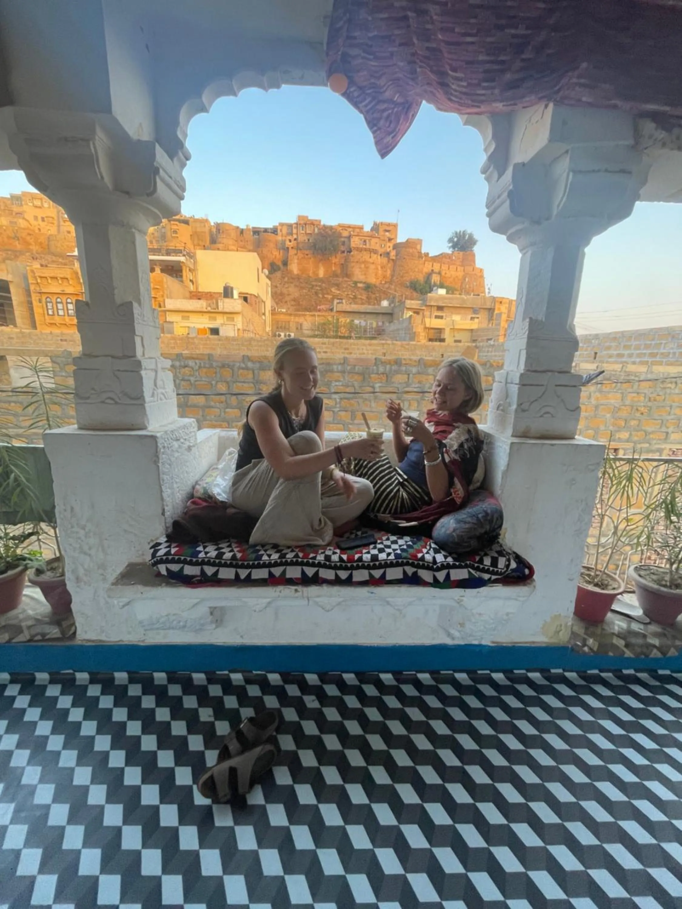 Mirvana Guest House & Camel safari