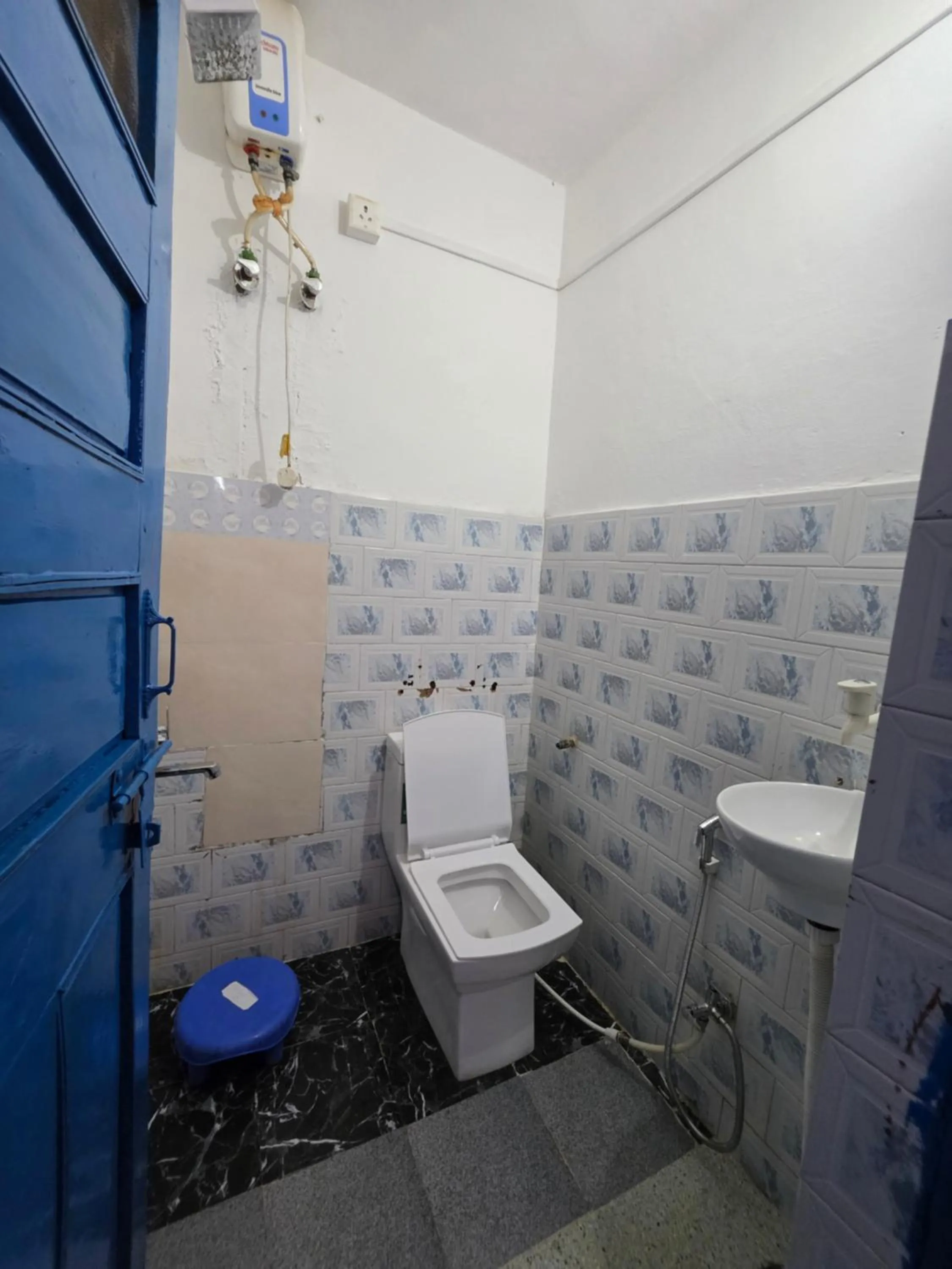 Bathroom in Mirvana Guest House & Camel safari