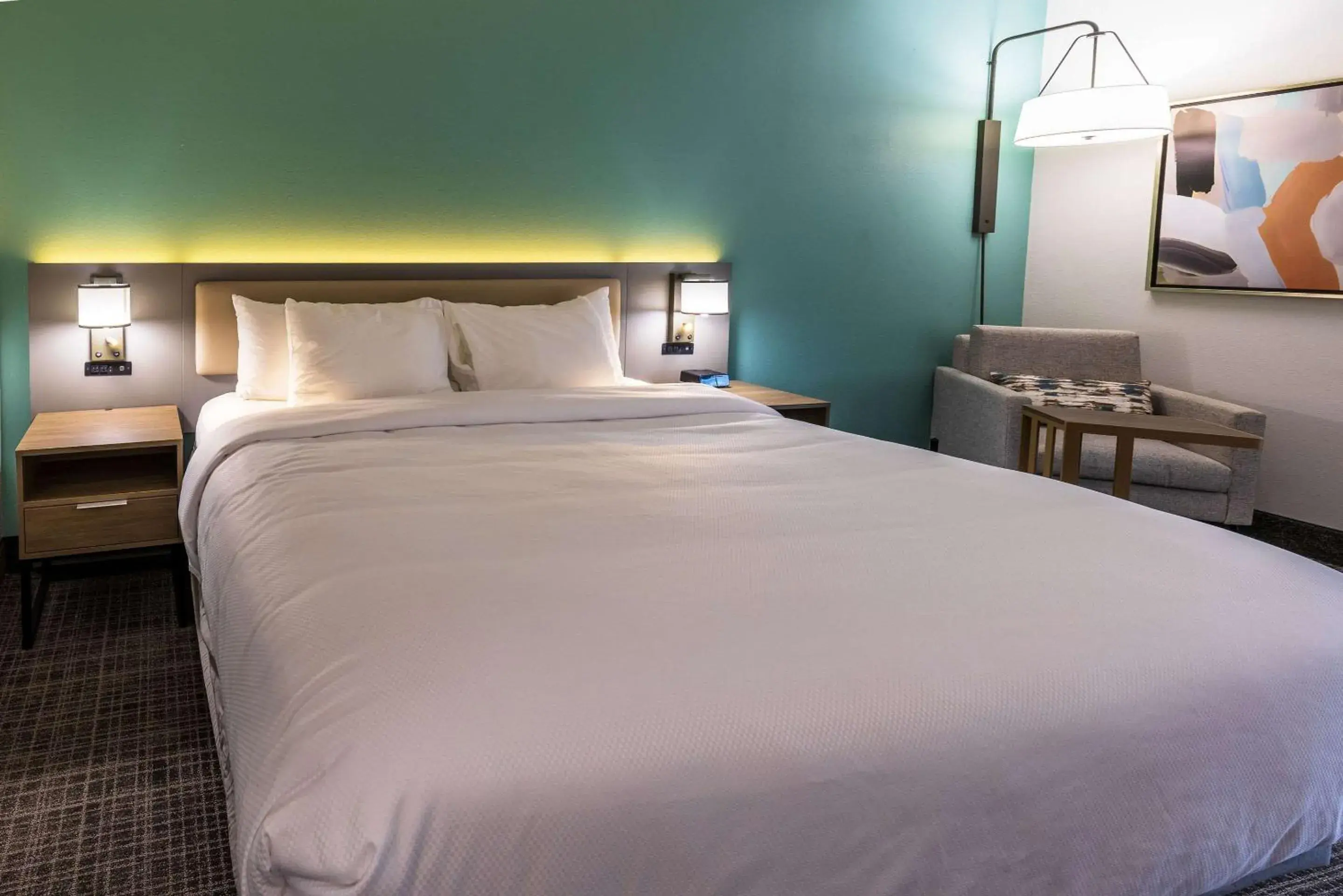 Bedroom, Bed in Comfort Inn & Suites New Iberia - Avery Island Bedroom, Bed in Comfort Inn & Suites New Iberia - Avery Island