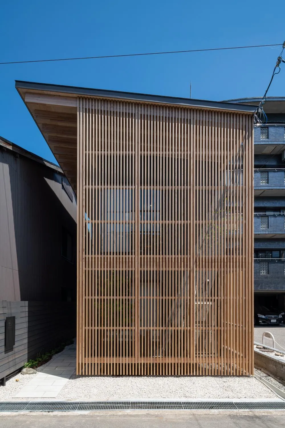 Facade/entrance in Gunjo no Tsuki