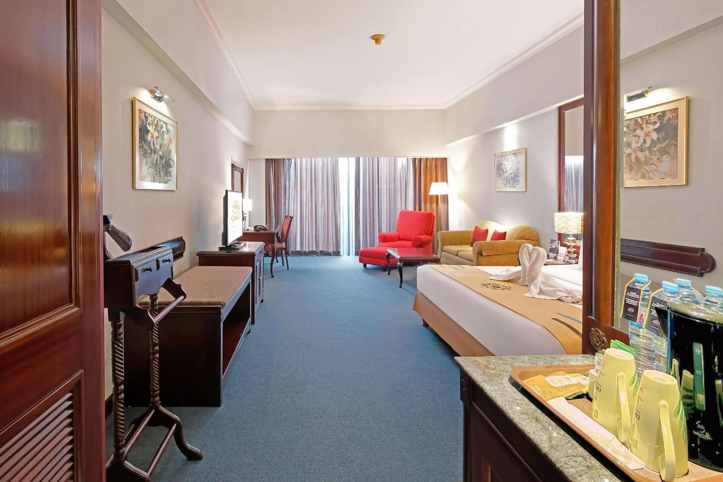 Bedroom in Sunlake Waterfront Resort & Convention