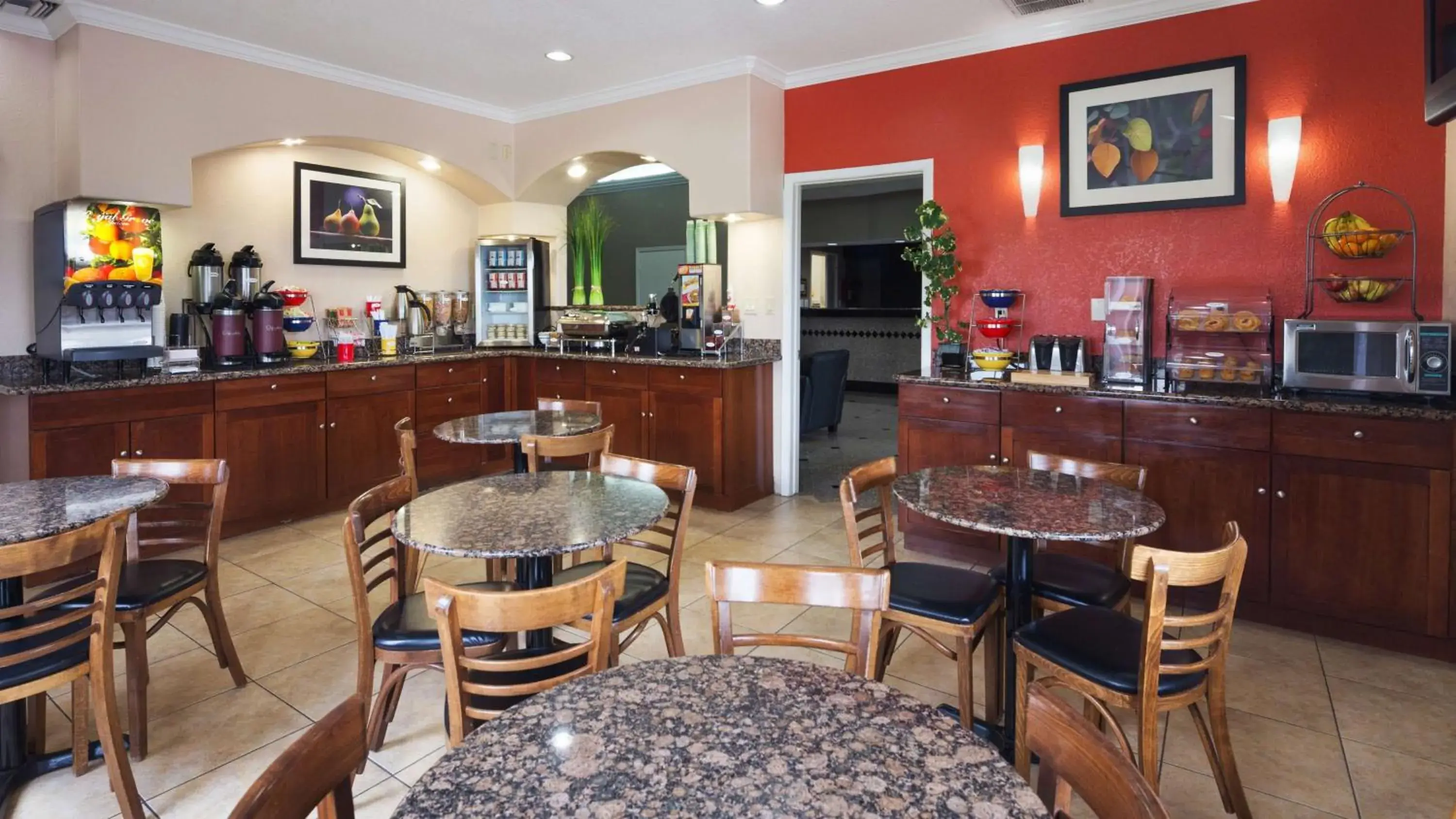 Breakfast in Best Western Angleton Inn Breakfast in Best Western Angleton Inn