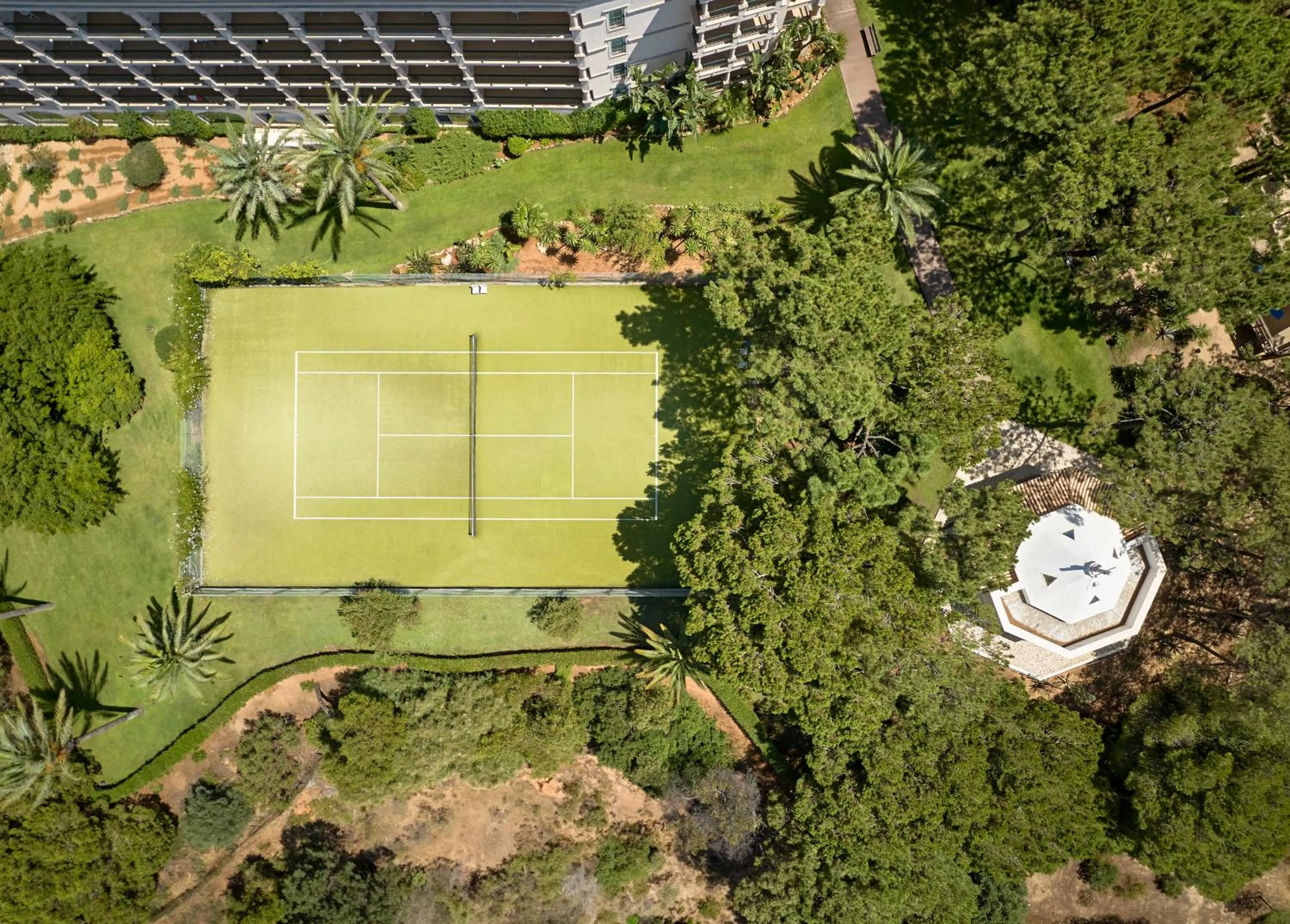 Tennis court in PortoBay Blue Ocean