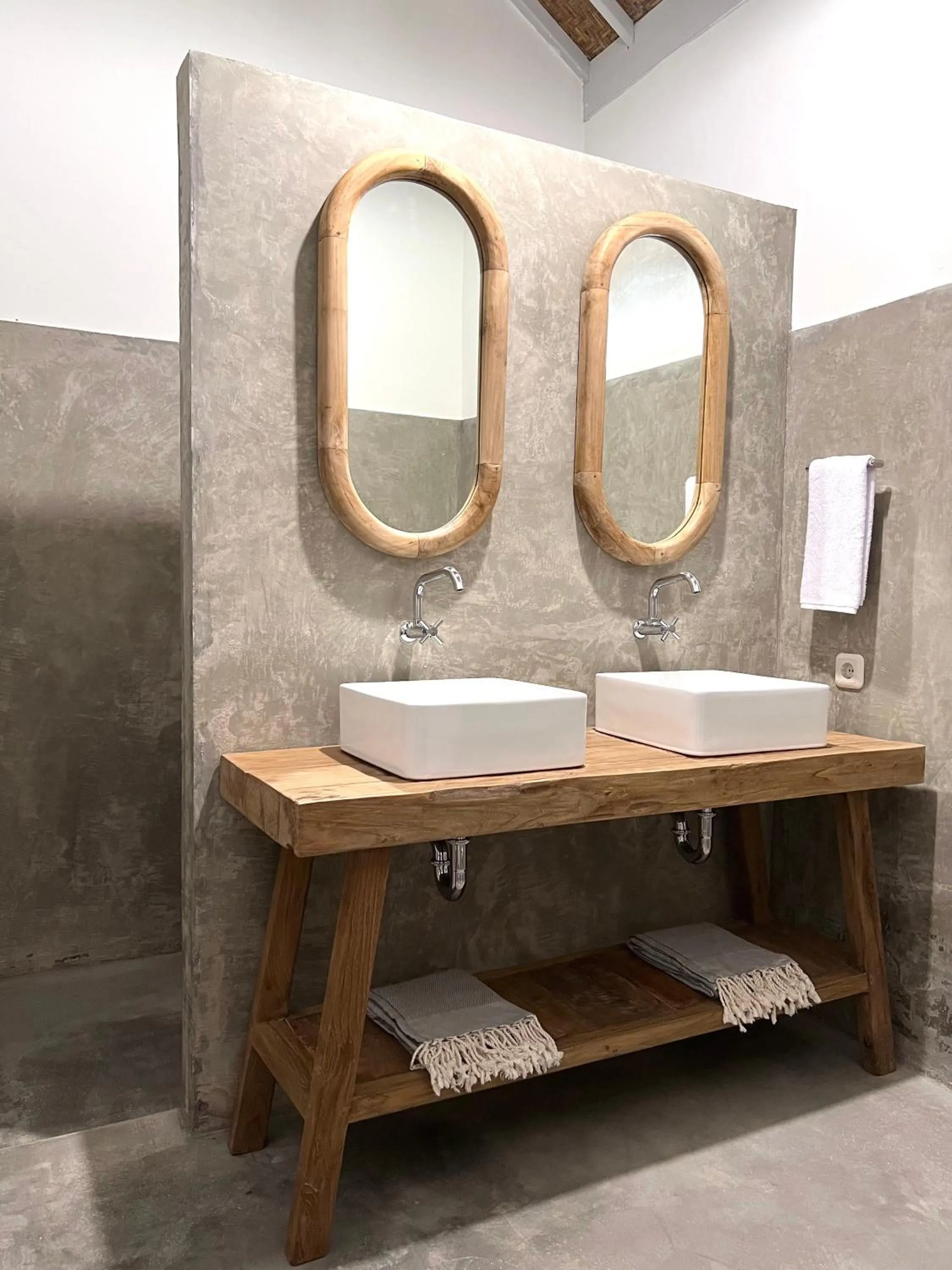 Bathroom in Eden Eco Resort