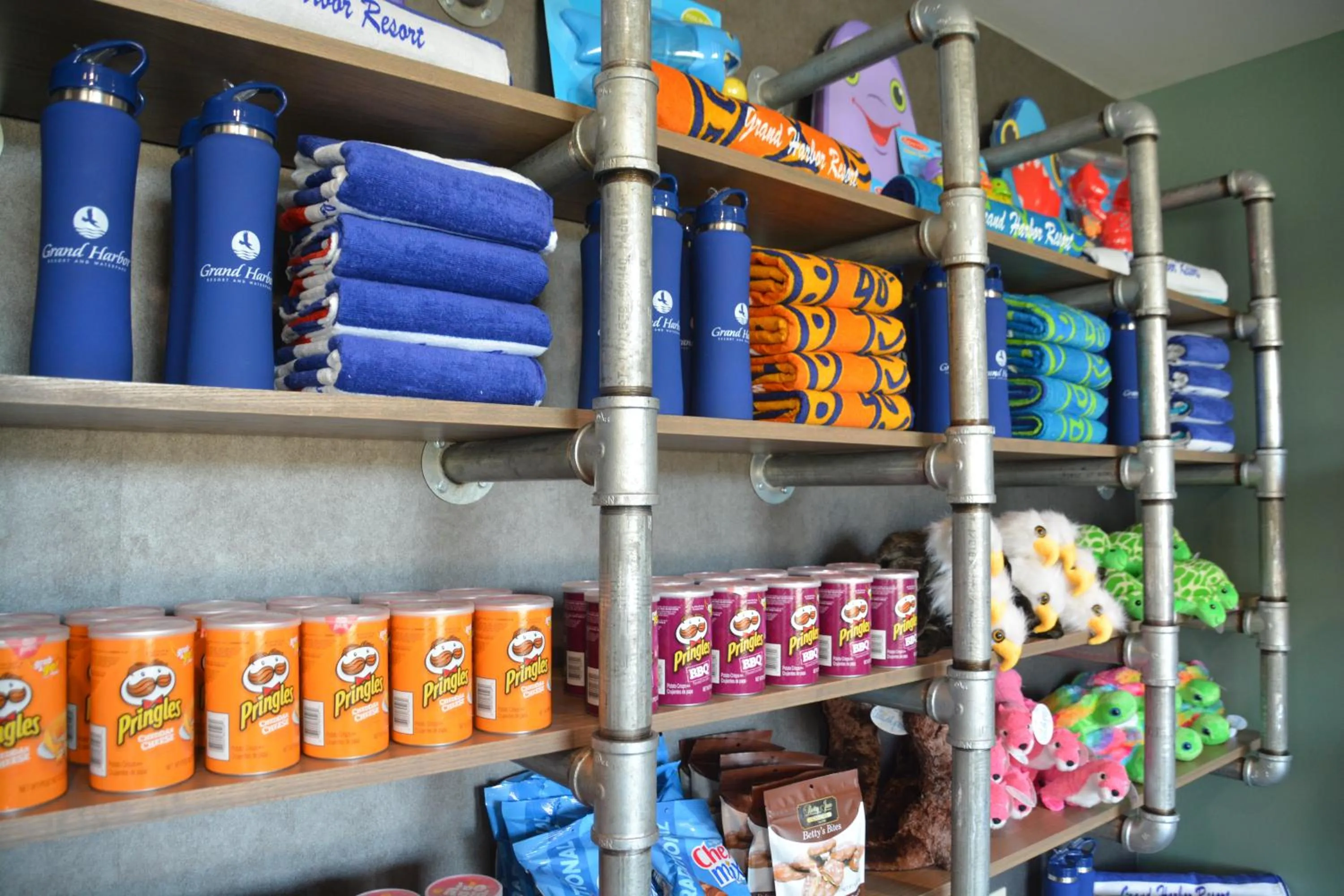 Shopping Area in Grand Harbor Resort and Waterpark