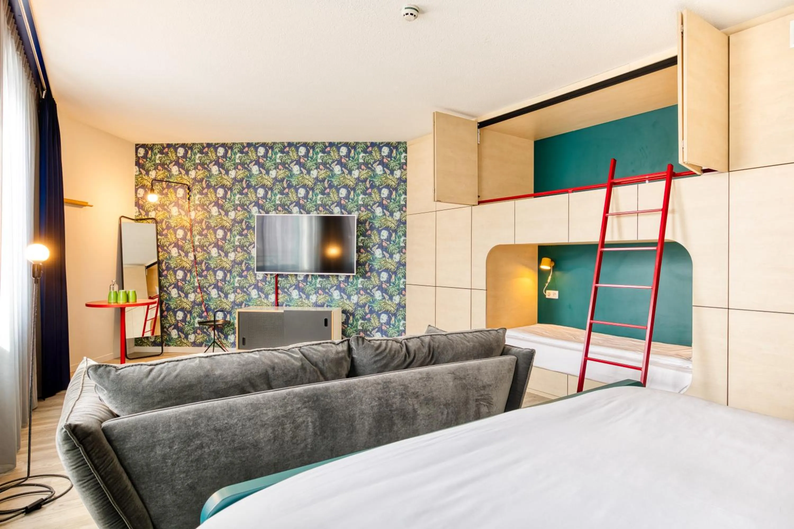 Bedroom, Bed in B&B HOTEL Brussels Centre Louise