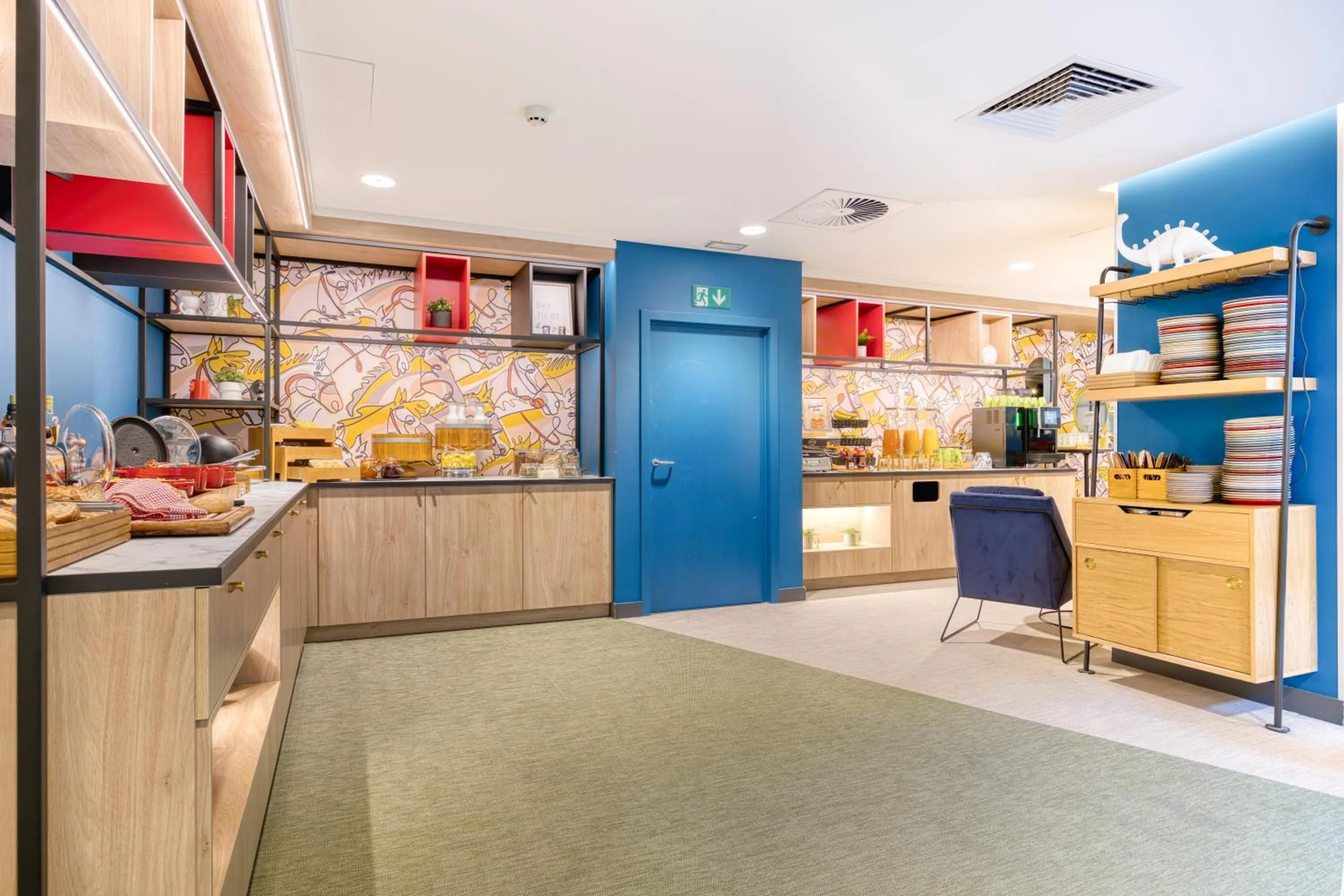 Buffet breakfast in B&B HOTEL Brussels Centre Louise