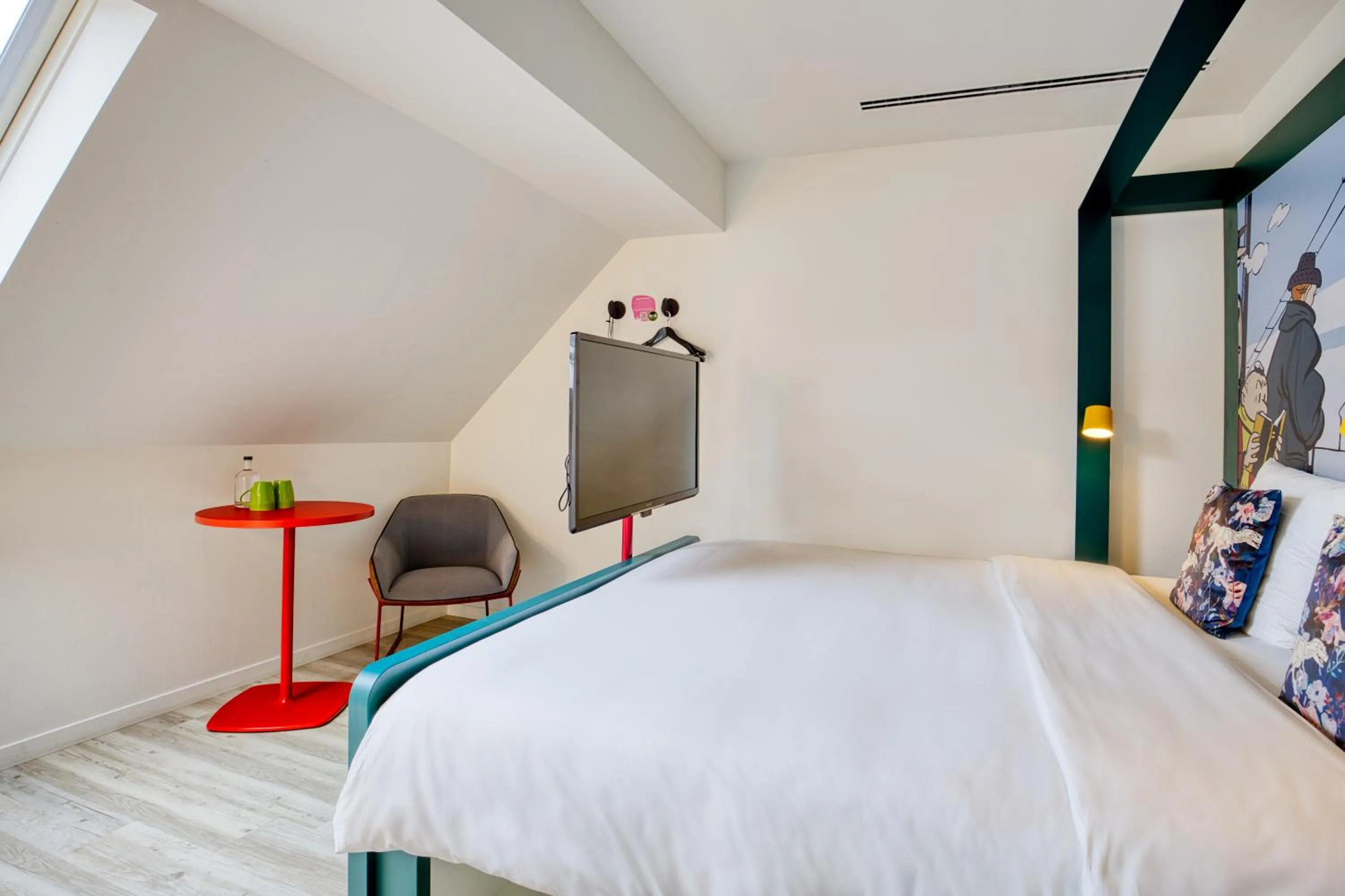 Bedroom, Bed in B&B HOTEL Brussels Centre Louise