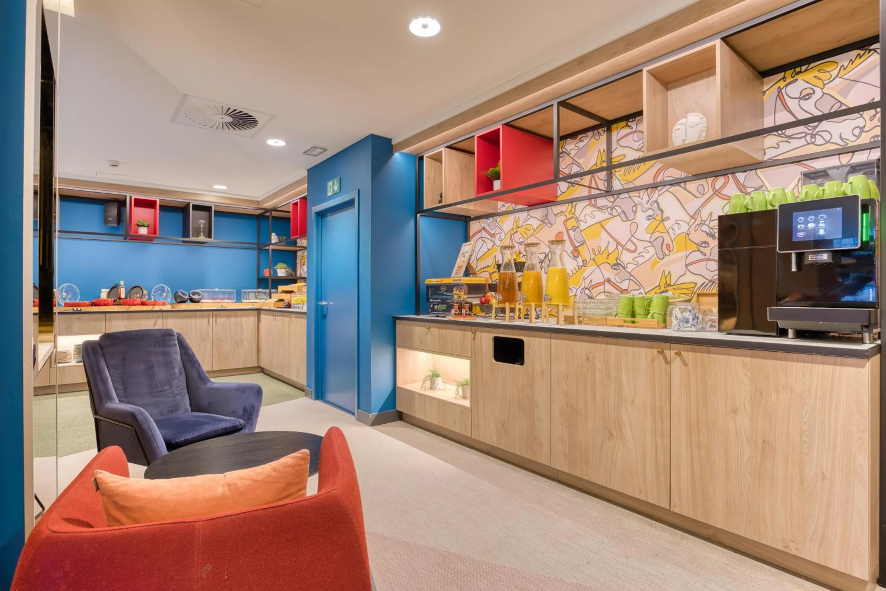 Buffet breakfast in B&B HOTEL Brussels Centre Louise