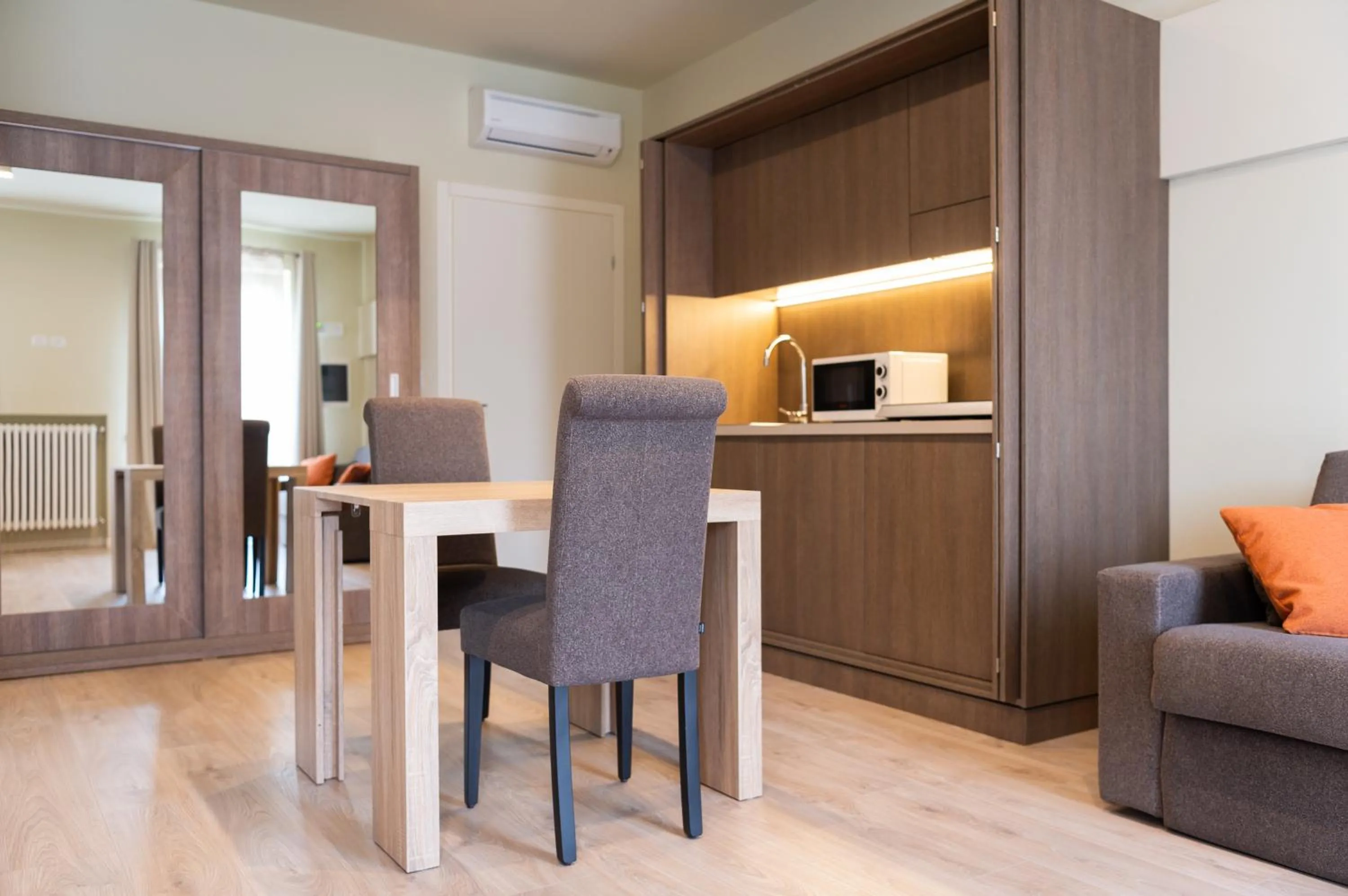 Kitchen or kitchenette in Al-Colle