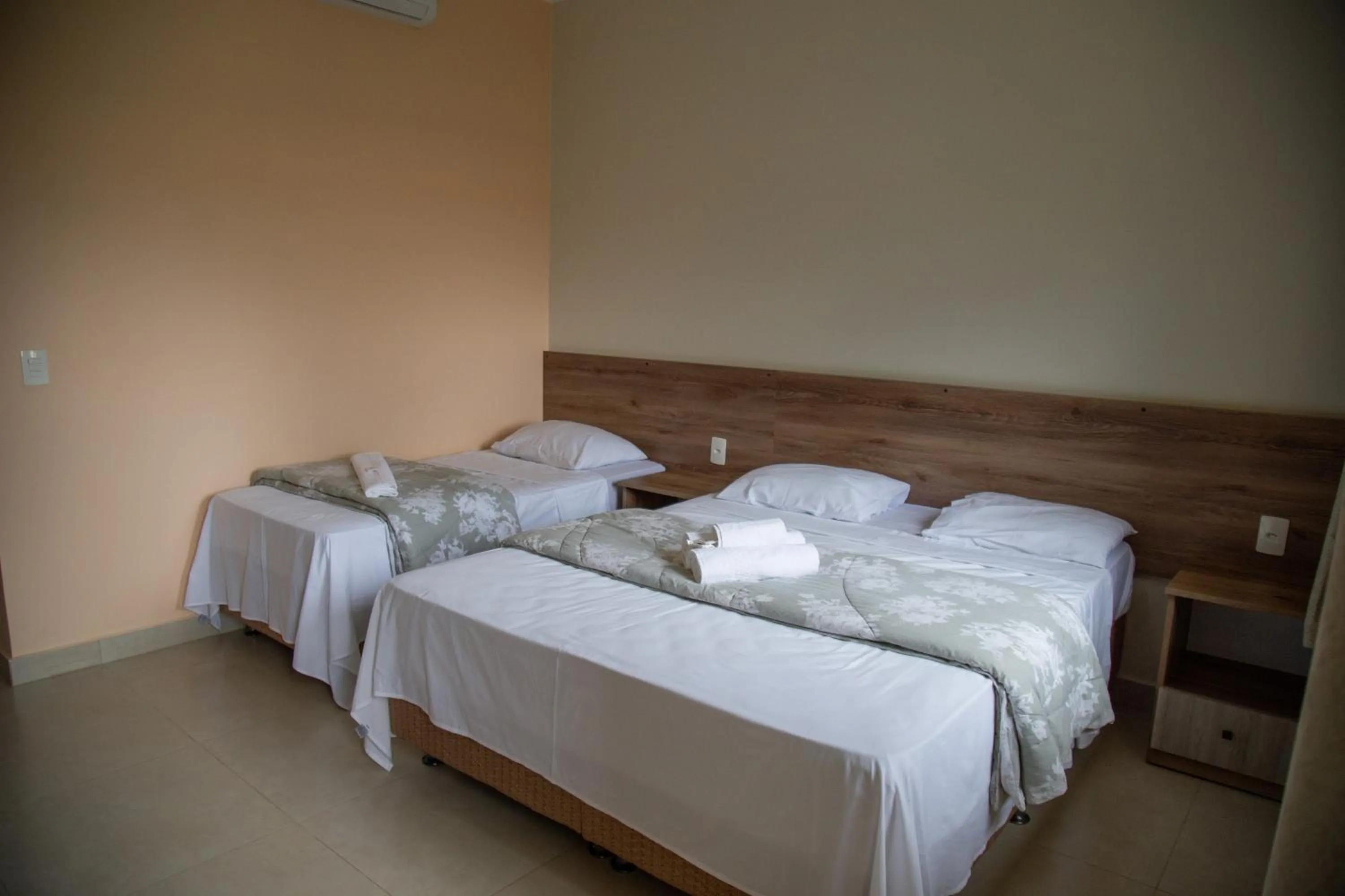 Bed in Pousada dos Guias