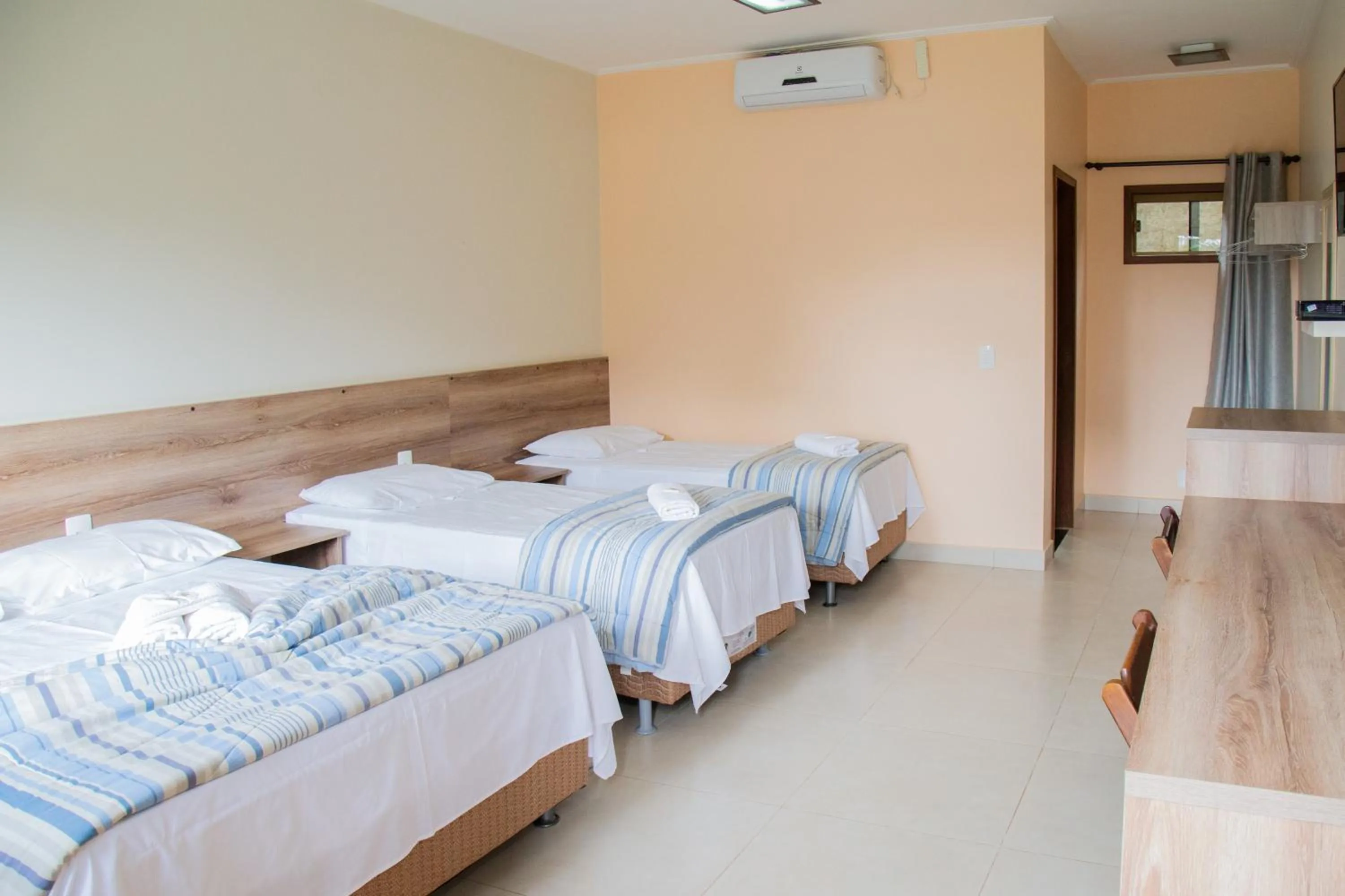 Bed in Pousada dos Guias