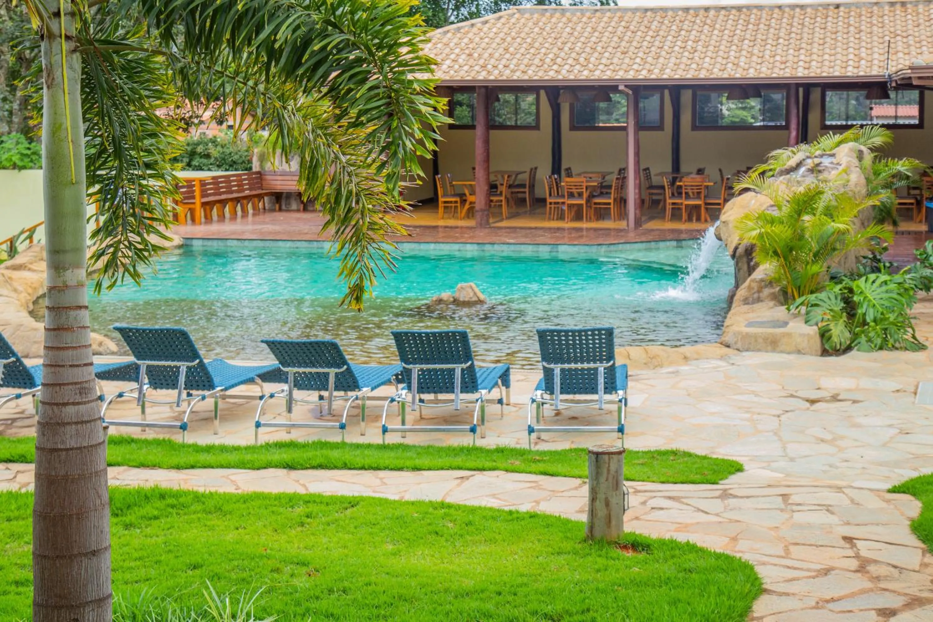 Swimming pool in Pousada dos Guias
