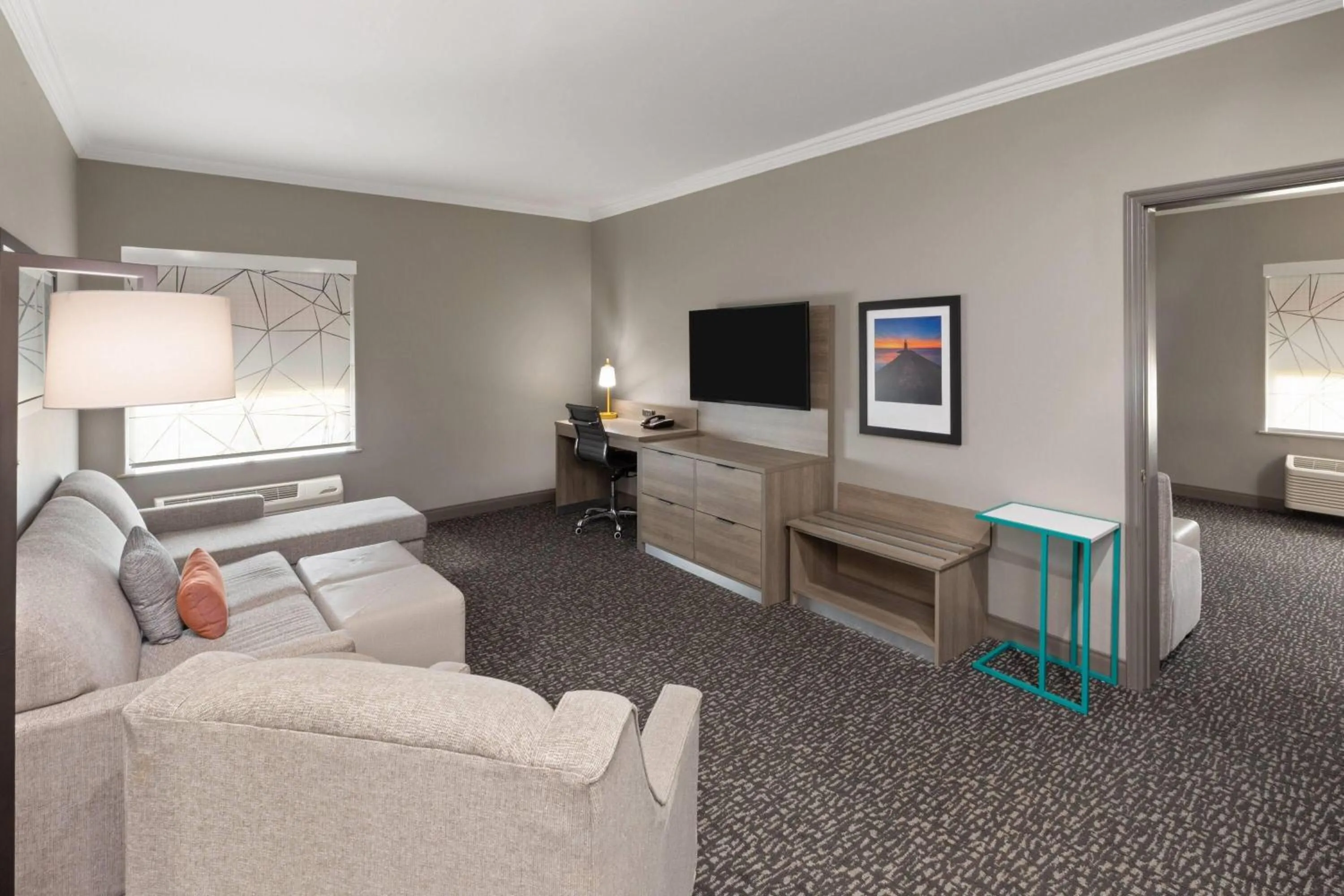 Photo of the whole room in La Quinta by Wyndham Oklahoma City - Moore