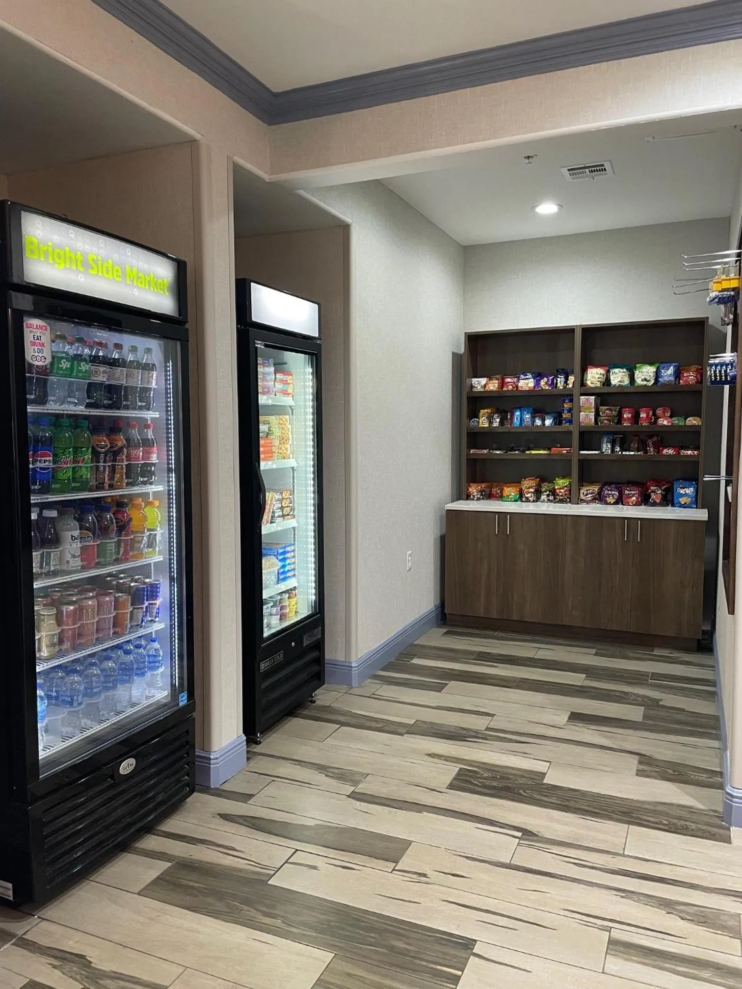 On-site shops in La Quinta by Wyndham Oklahoma City - Moore