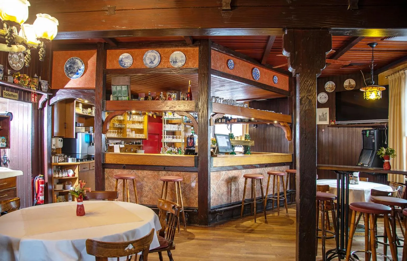 Restaurant/places to eat in Lothringer Hof