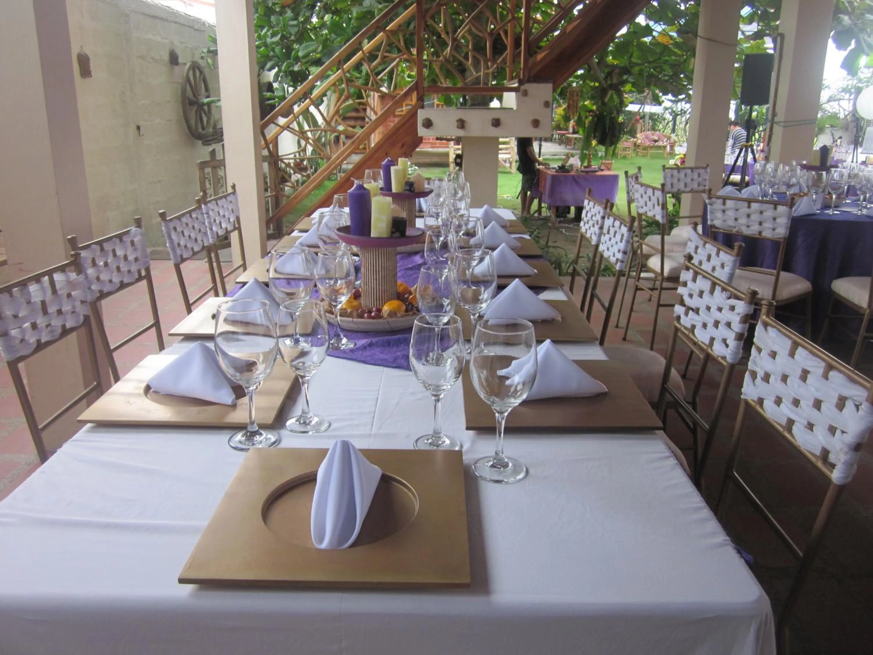 Restaurant/places to eat in The Sea Garden House