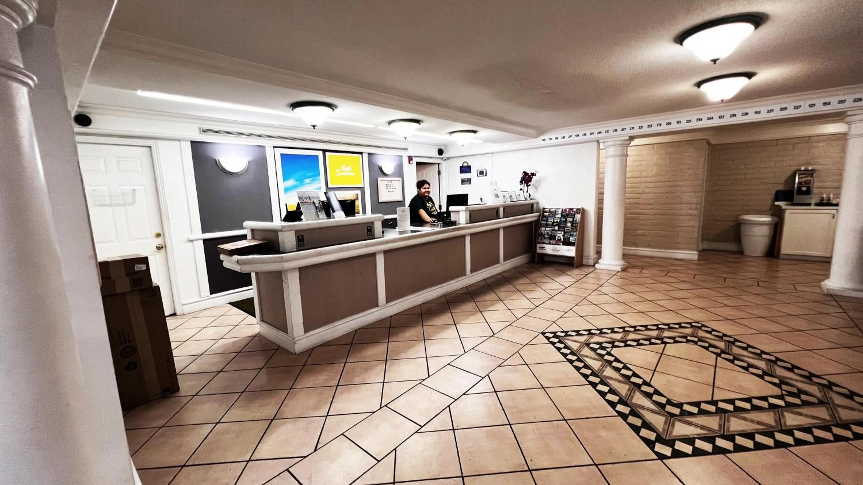 Lobby or reception in Days Inn by Wyndham Sulphur West