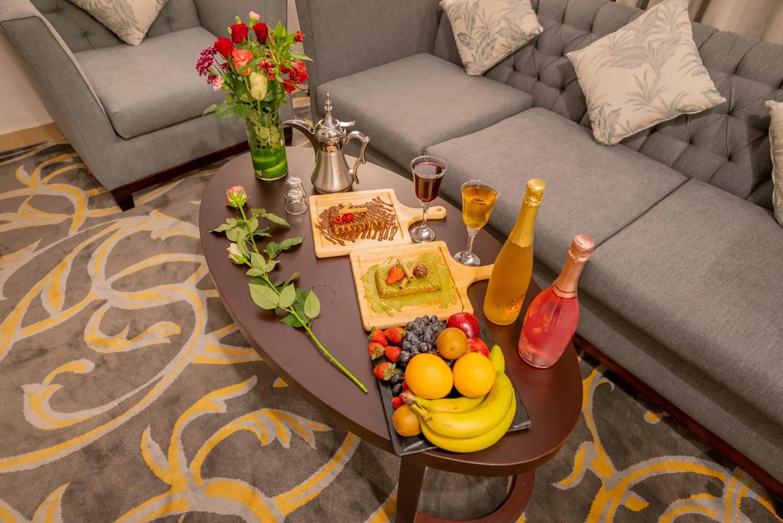 Living room in Laten Suites Serviced Apartment Al Naseem