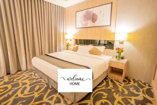 Photo of the whole room, Bed in Laten Suites Serviced Apartment Al Naseem