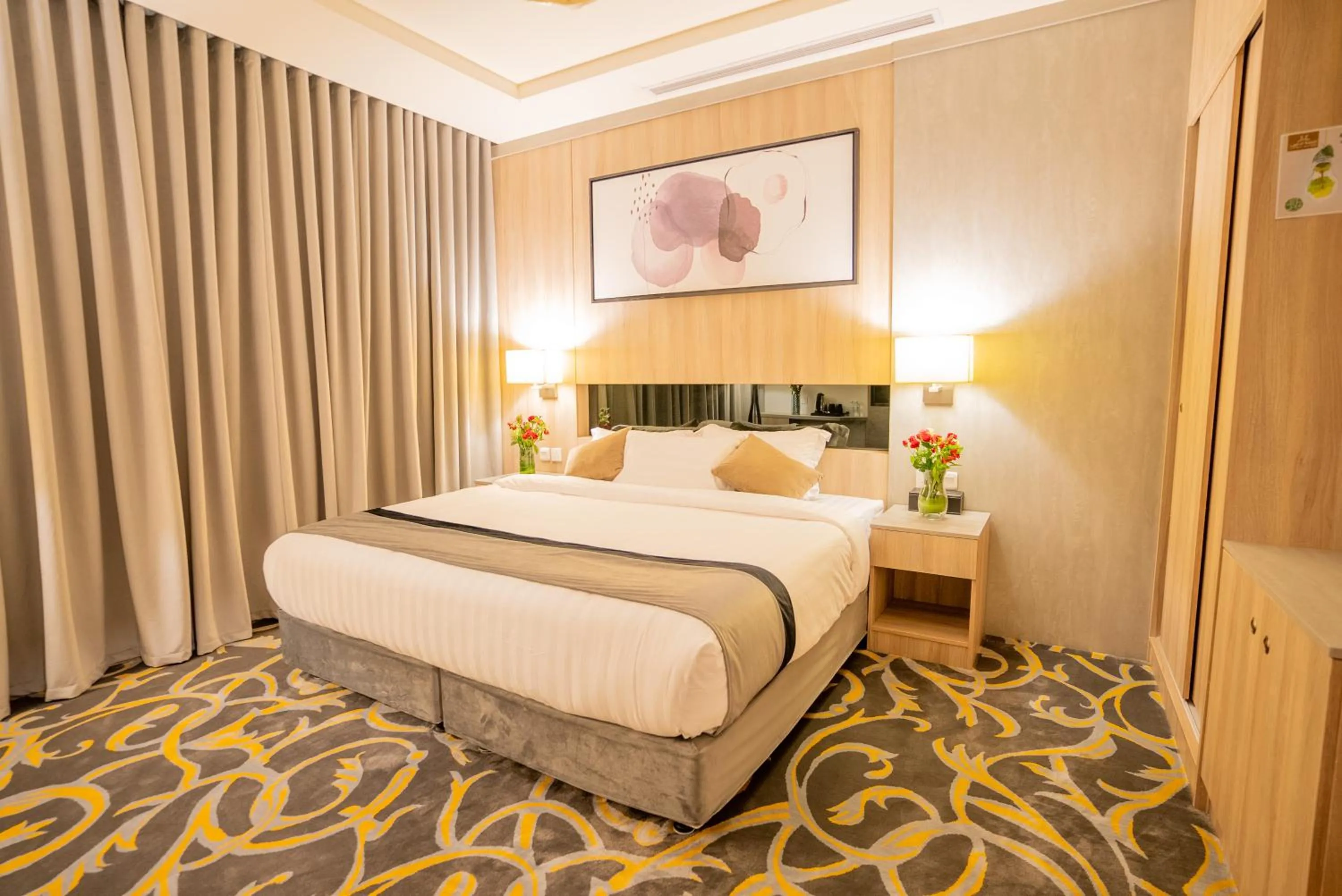 Photo of the whole room, Bed in Laten Suites Serviced Apartment Al Naseem