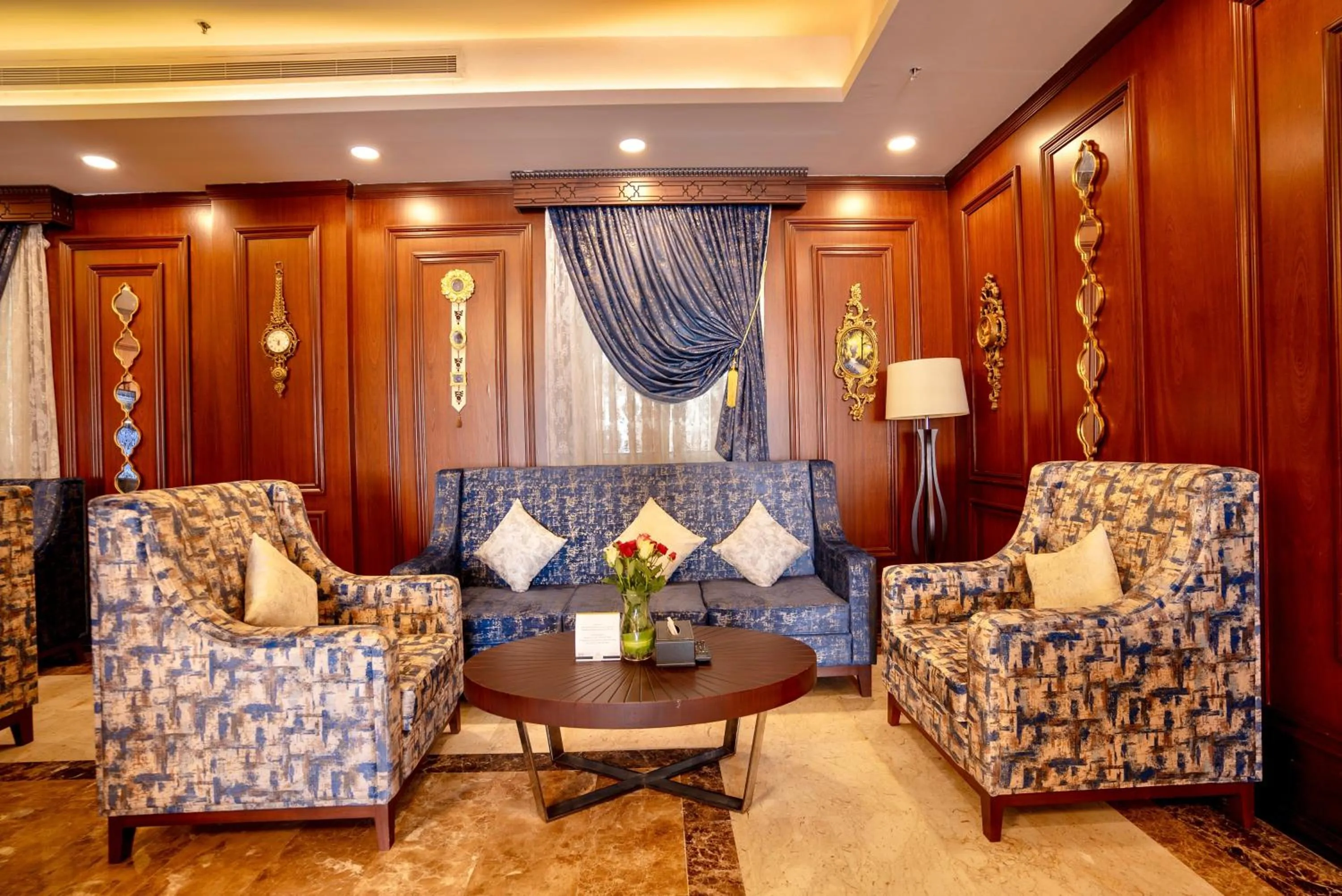 Lobby or reception in Laten Suites Serviced Apartment Al Naseem