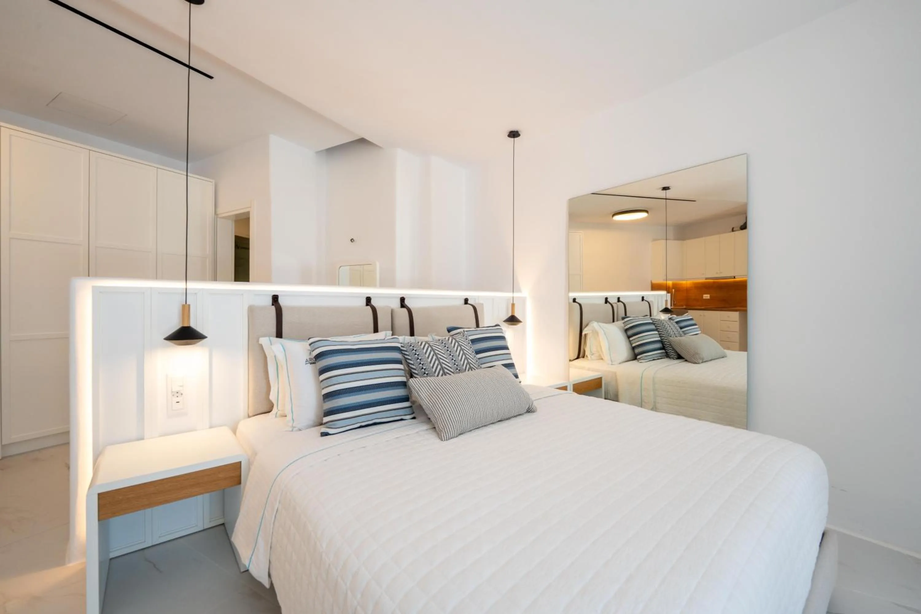 Arcs Suites & Residences