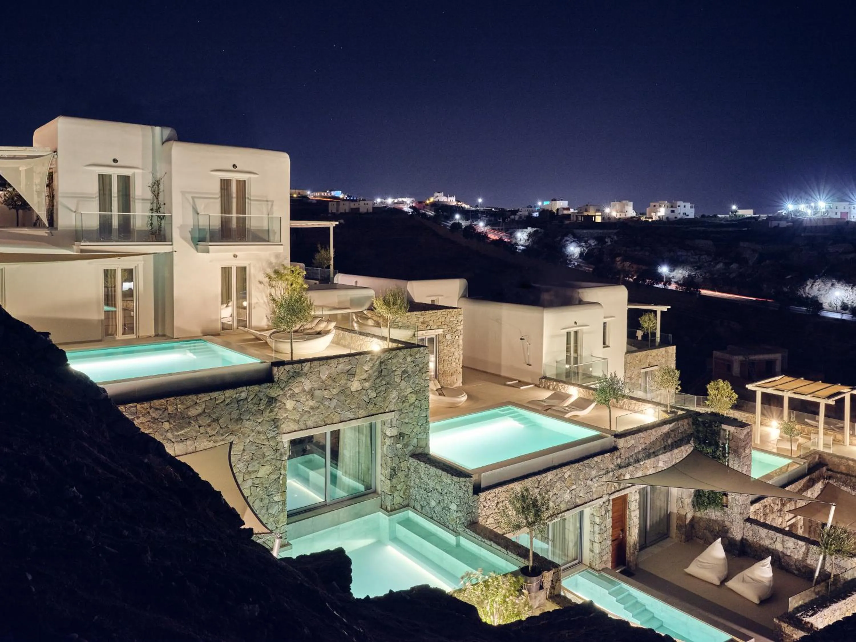 Arcs Suites & Residences