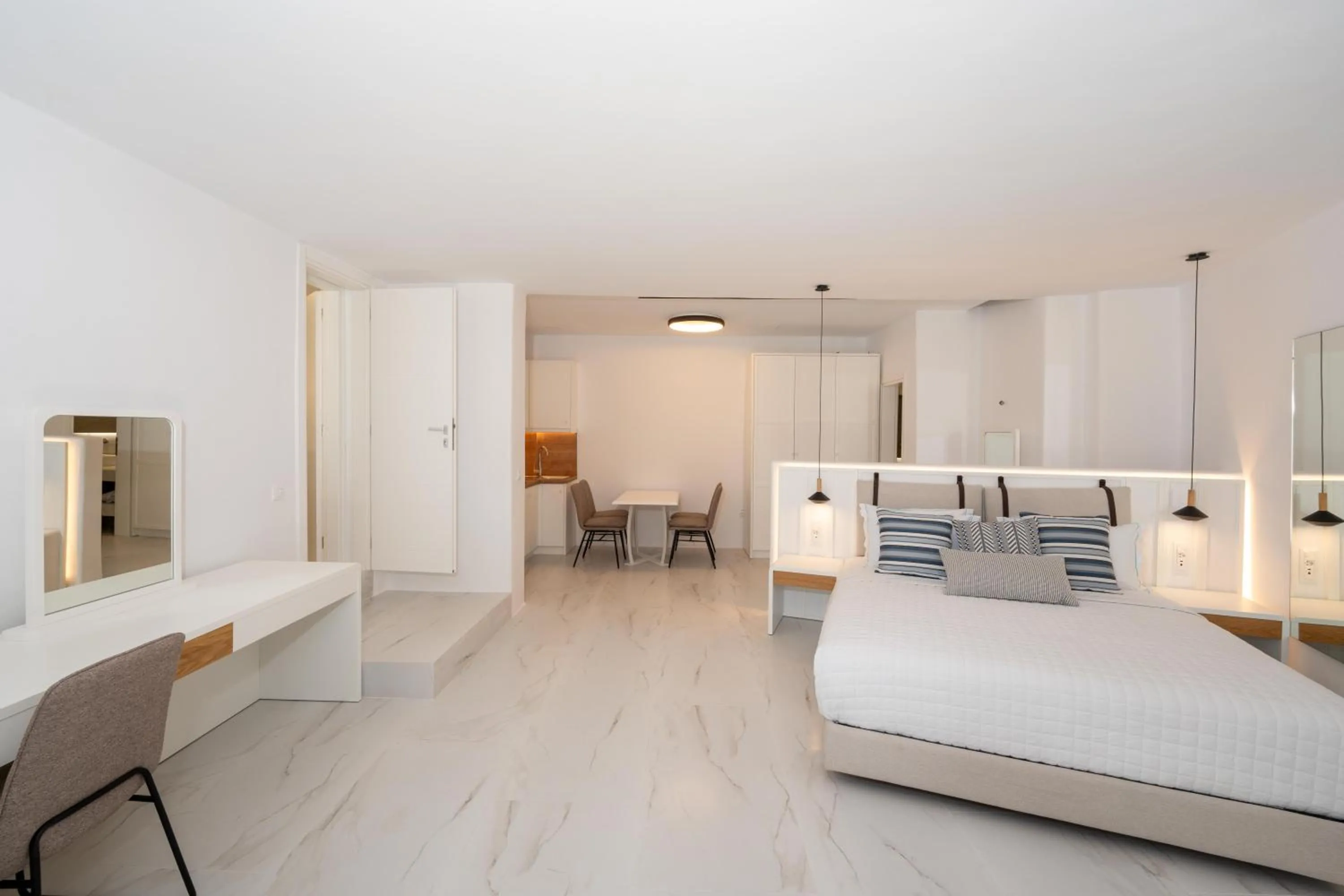 Arcs Suites & Residences